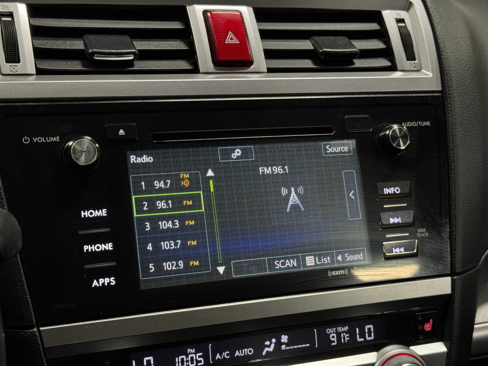 Thumbnail: 2016 Subaru Legacy - 4