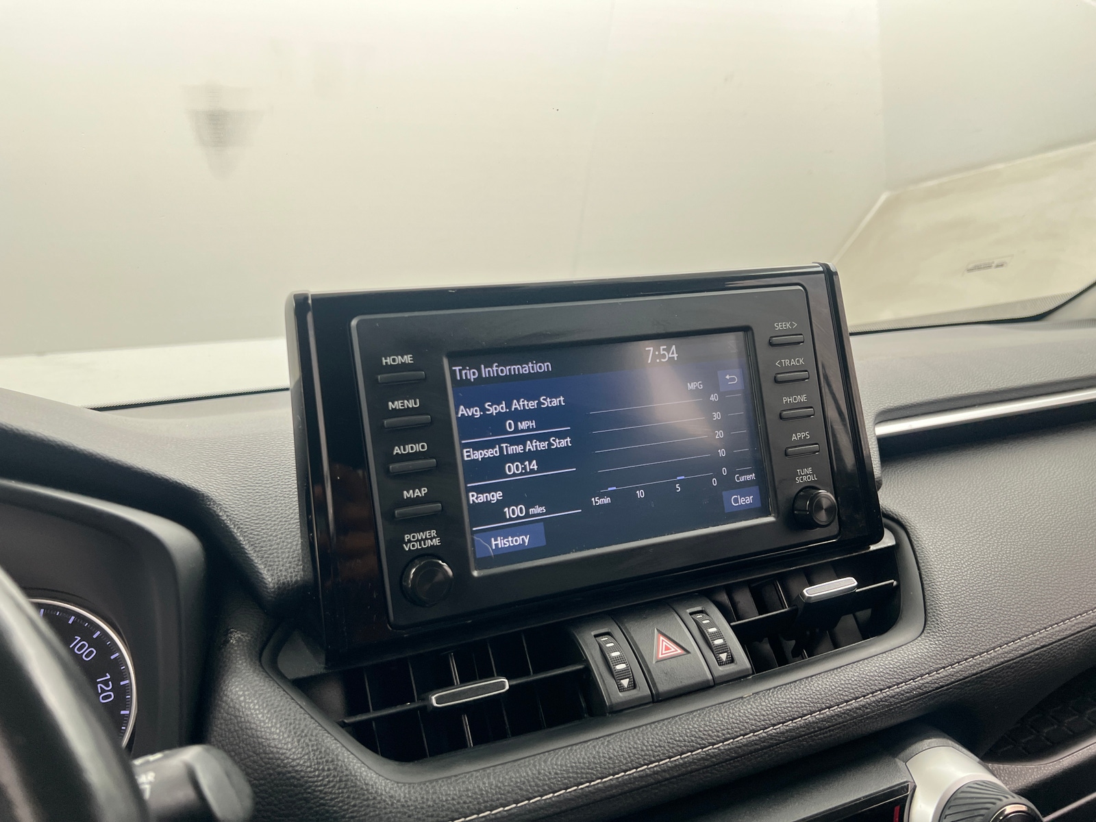 Thumbnail: 2019 Toyota RAV4 - 3