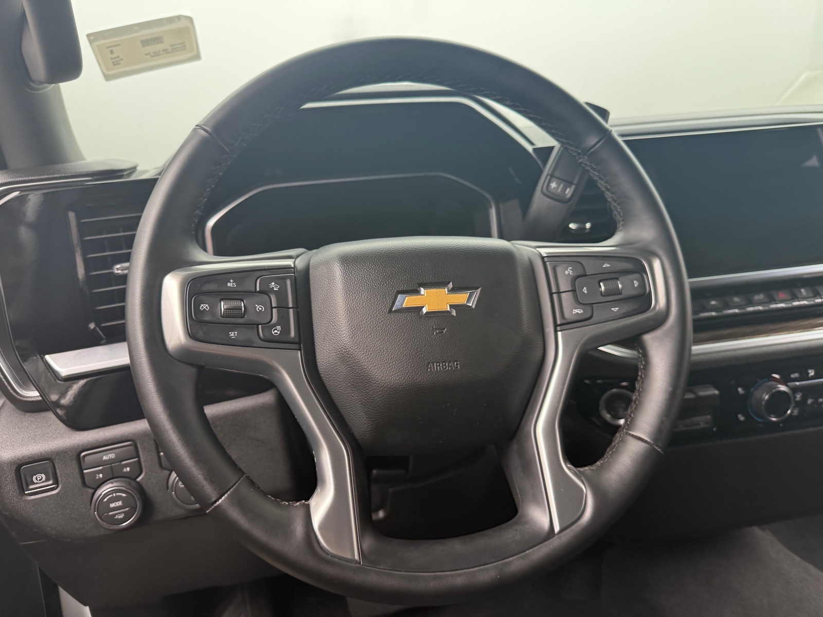 Thumbnail: 2026 Chevrolet Silverado 1500 - 5