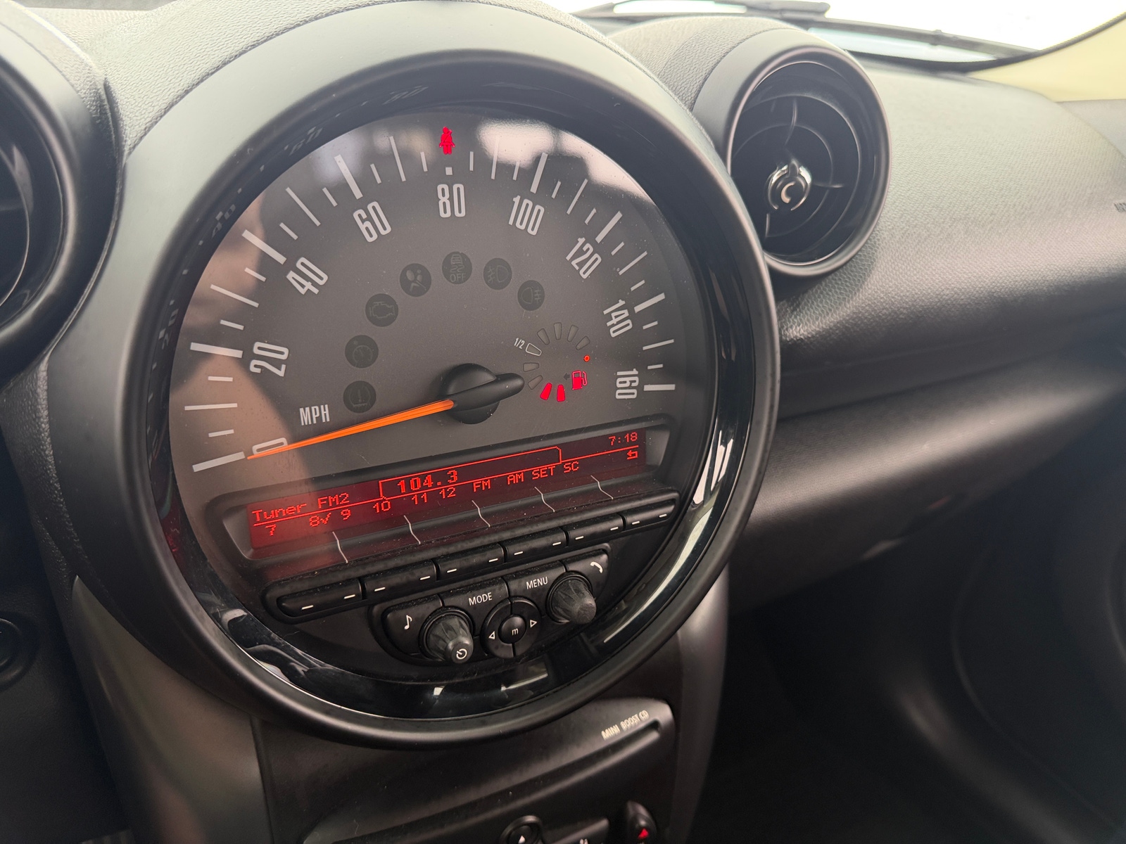 Thumbnail: 2016 MINI Cooper Countryman - 3