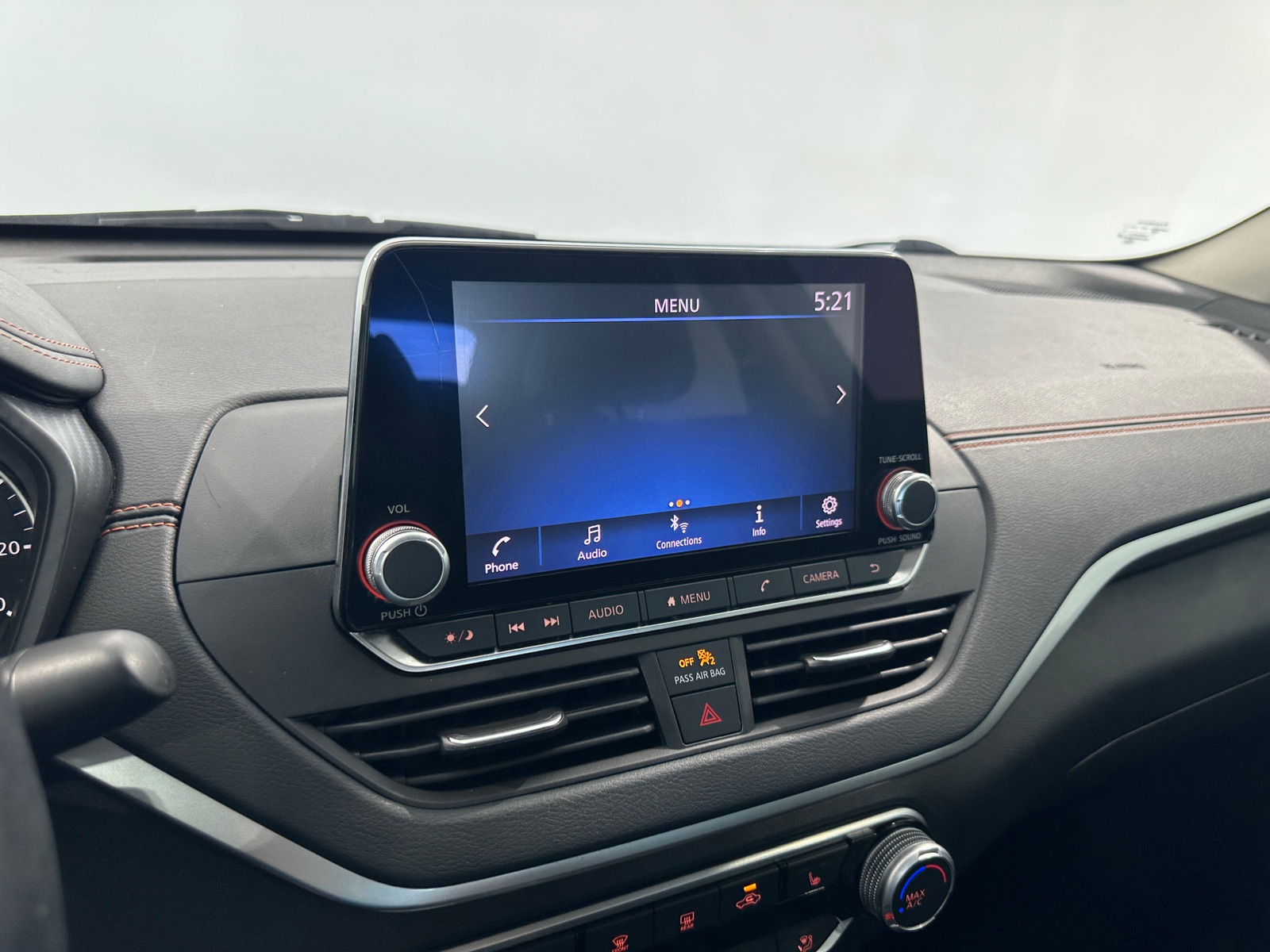 Thumbnail: 2019 Nissan Altima - 3