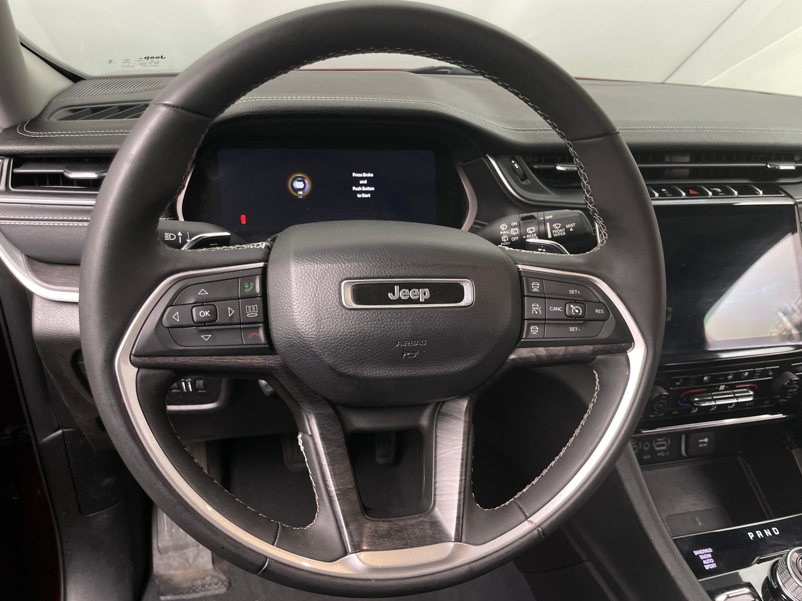 Thumbnail: 2023 Jeep Grand Cherokee L - 4