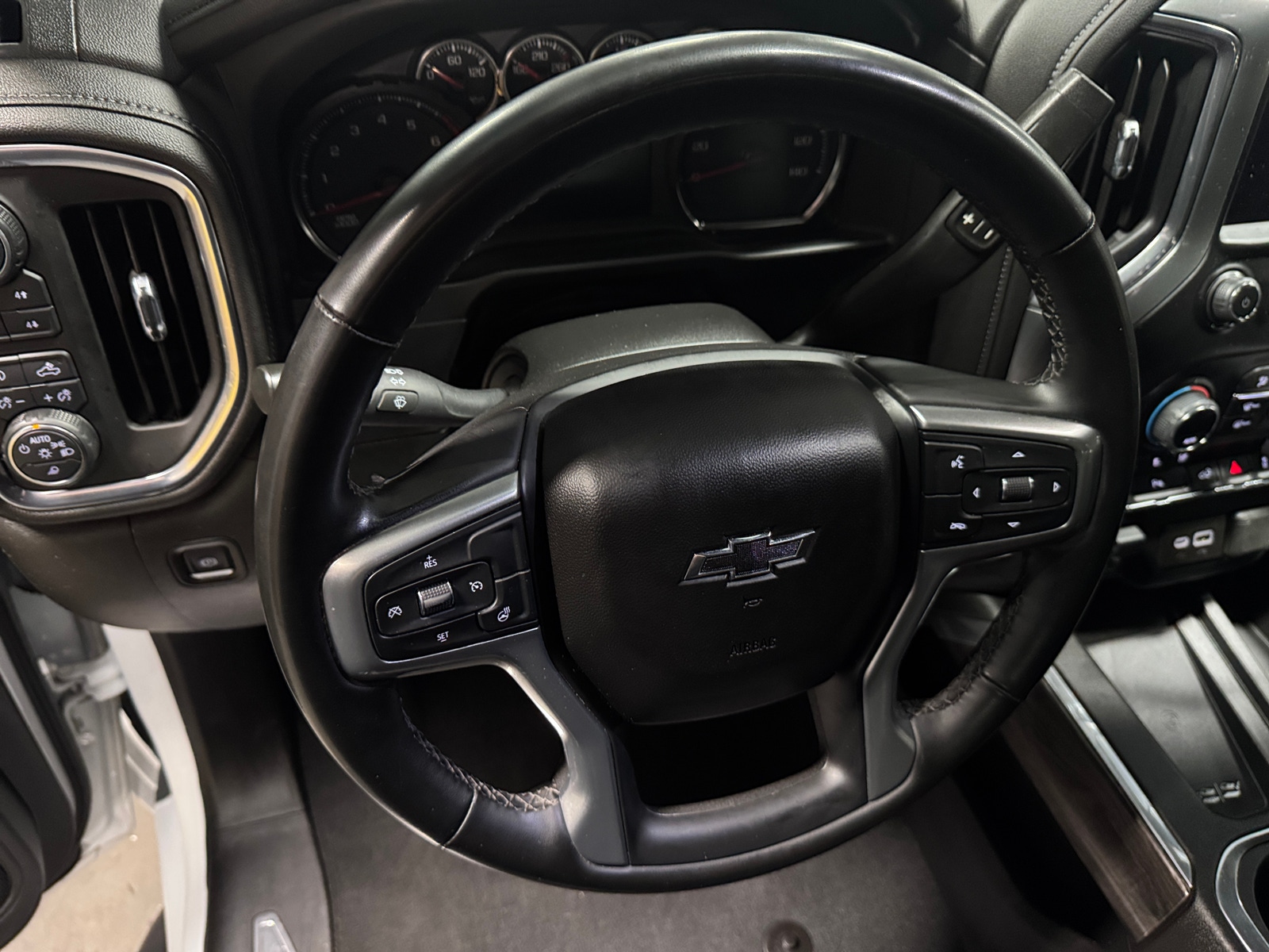 Thumbnail: 2023 Chevrolet Silverado 2500 - 4