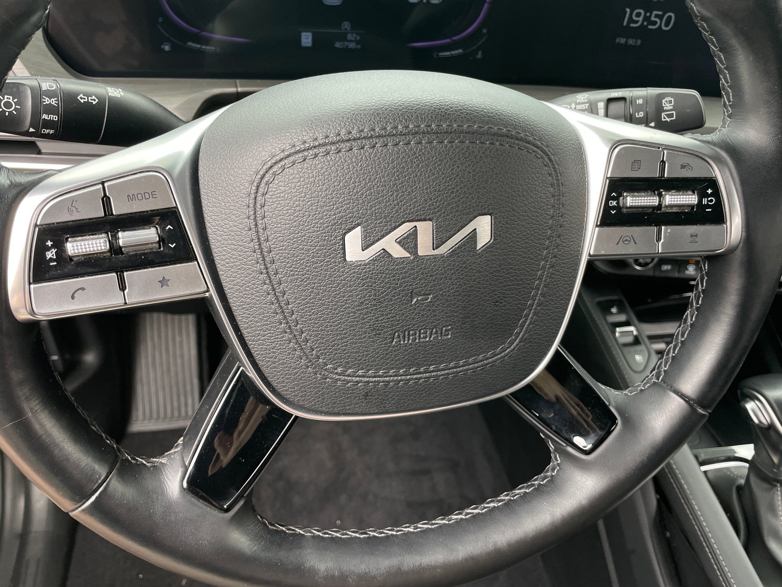 Thumbnail: 2024 Kia Telluride - 4