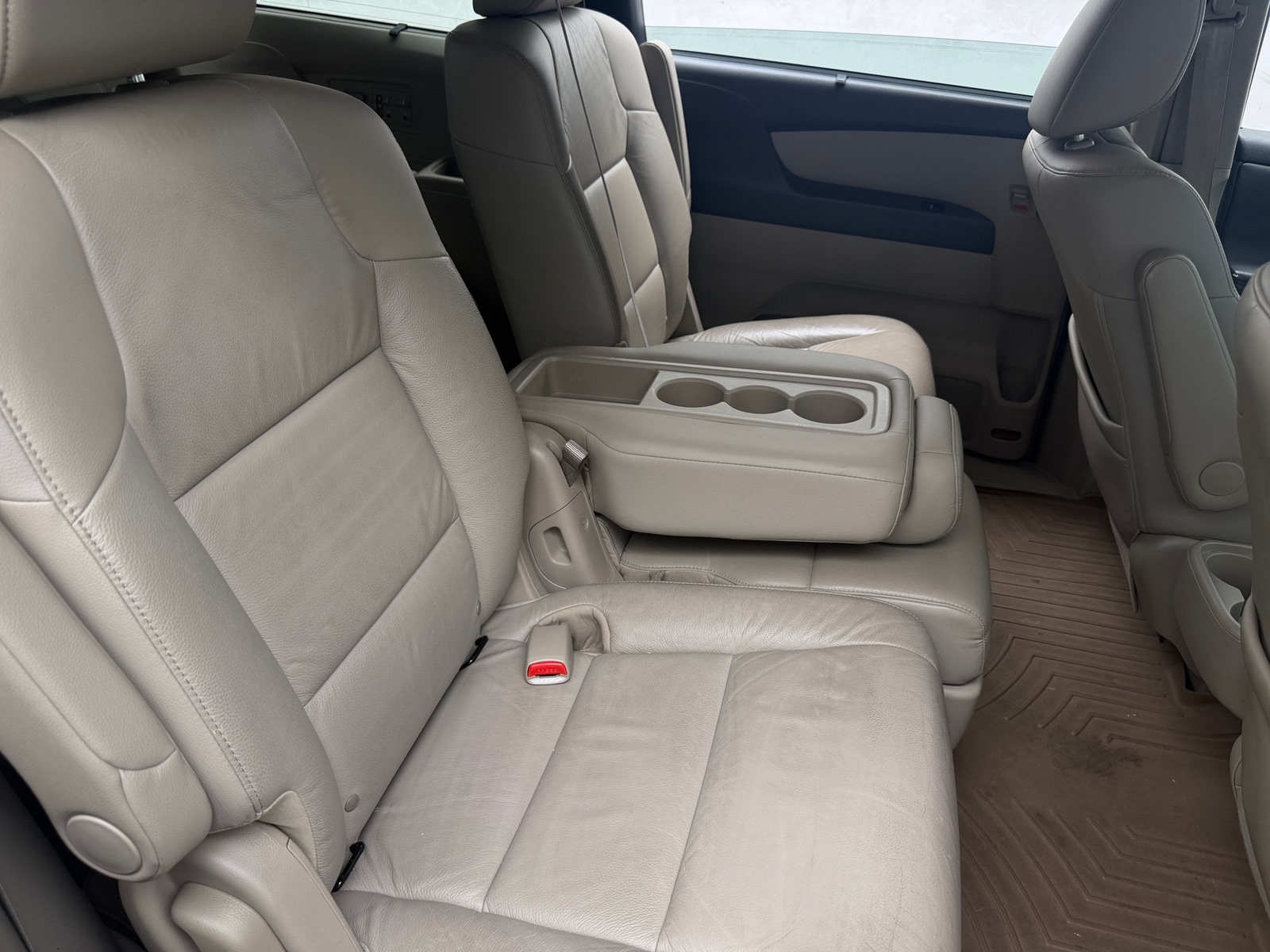 Thumbnail: 2013 Honda Odyssey - 5