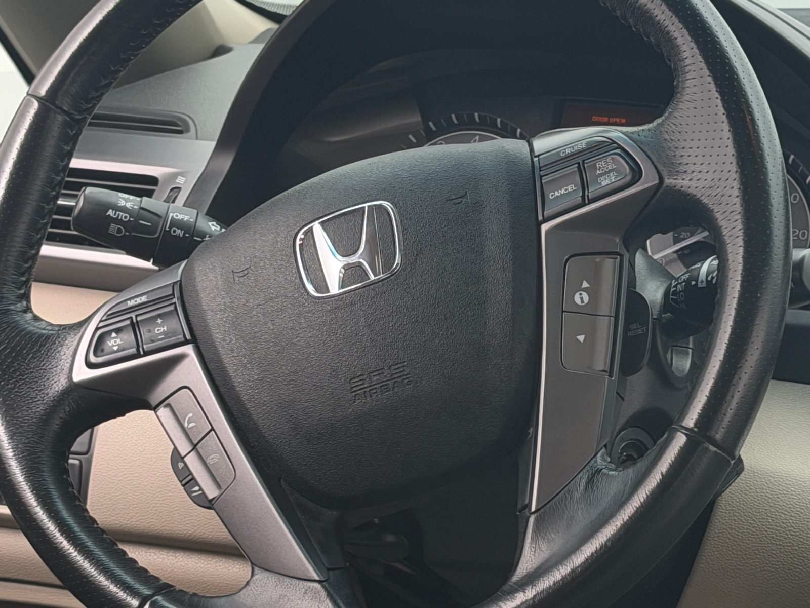 Thumbnail: 2013 Honda Odyssey - 4