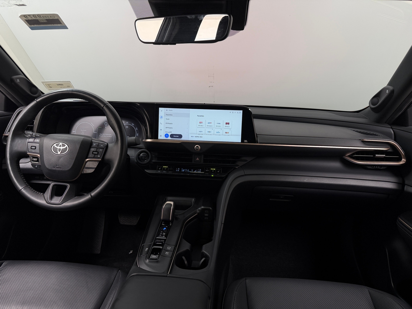 Thumbnail: 2023 Toyota Crown - 2