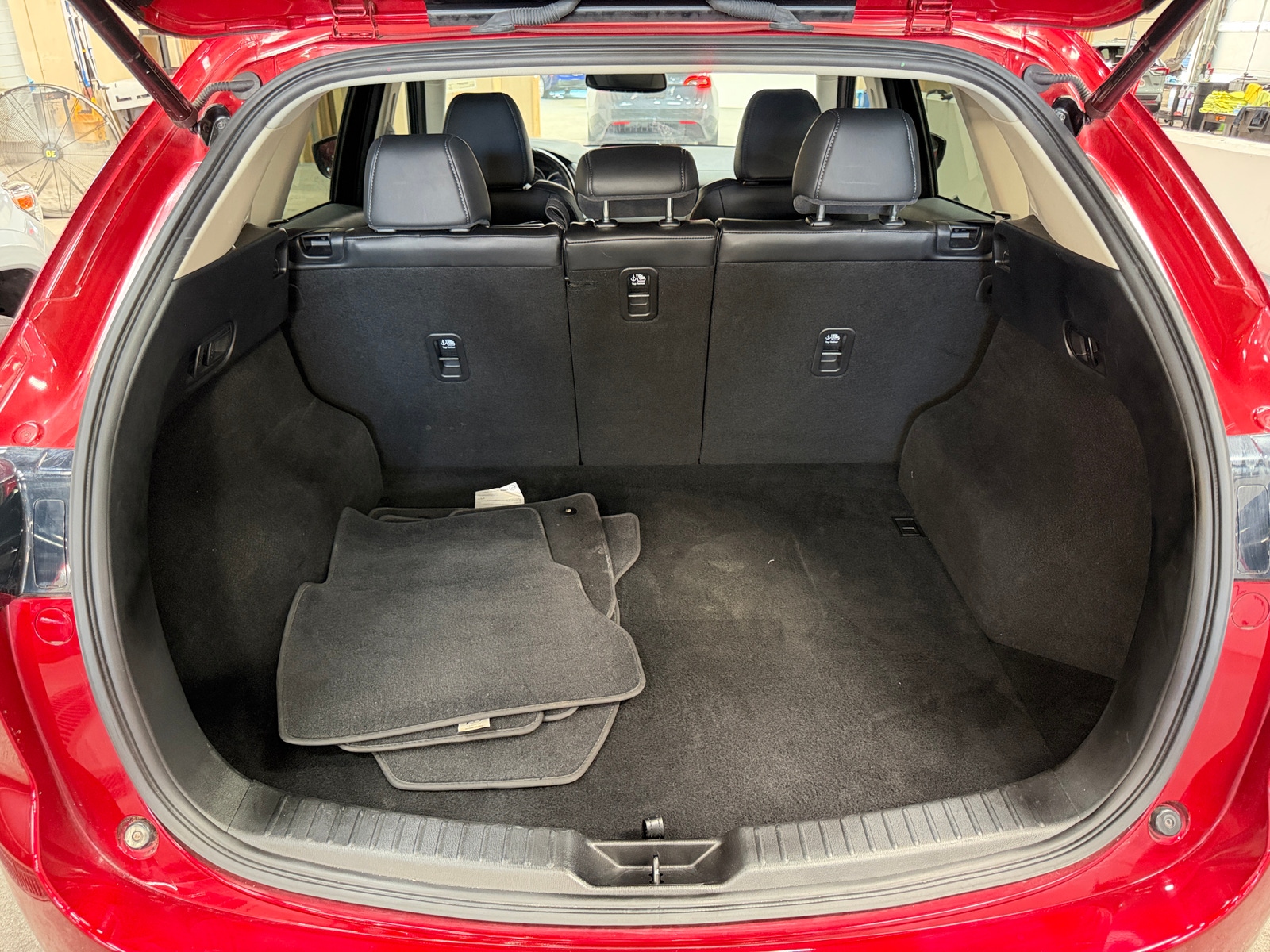 Thumbnail: 2018 Mazda CX-5 - 6