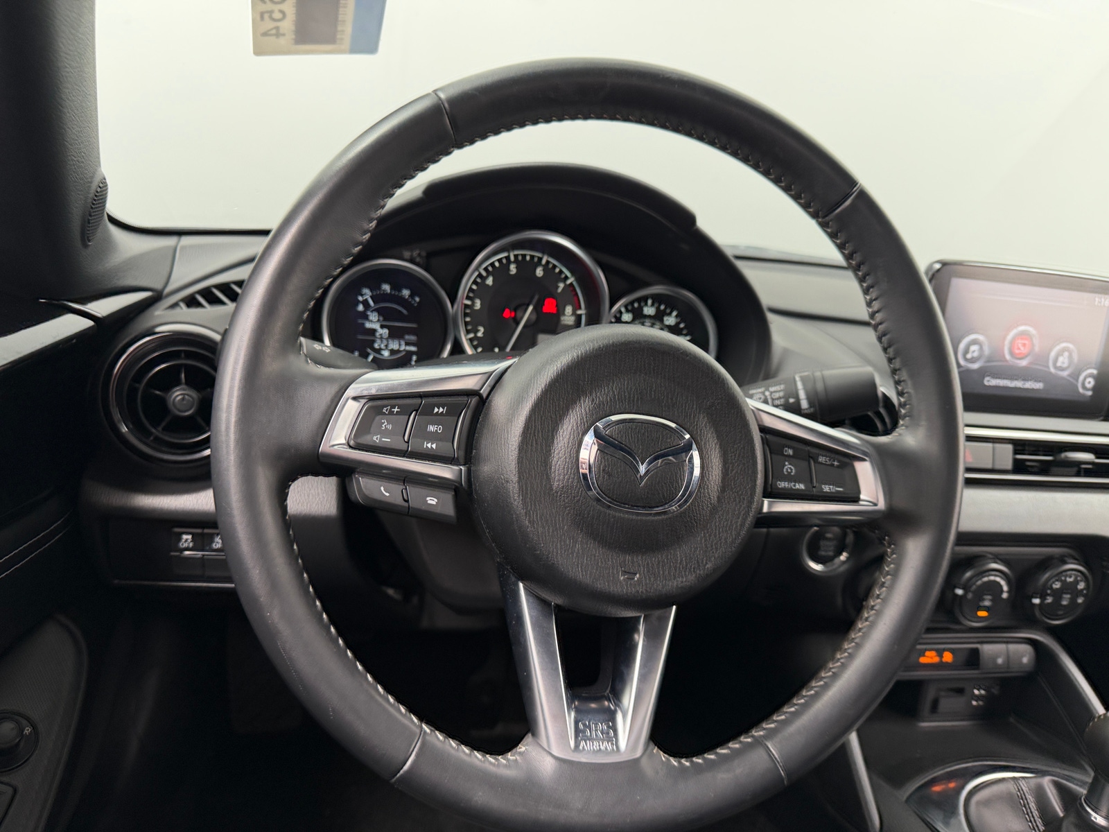 Thumbnail: 2023 Mazda MX-5 Miata - 5