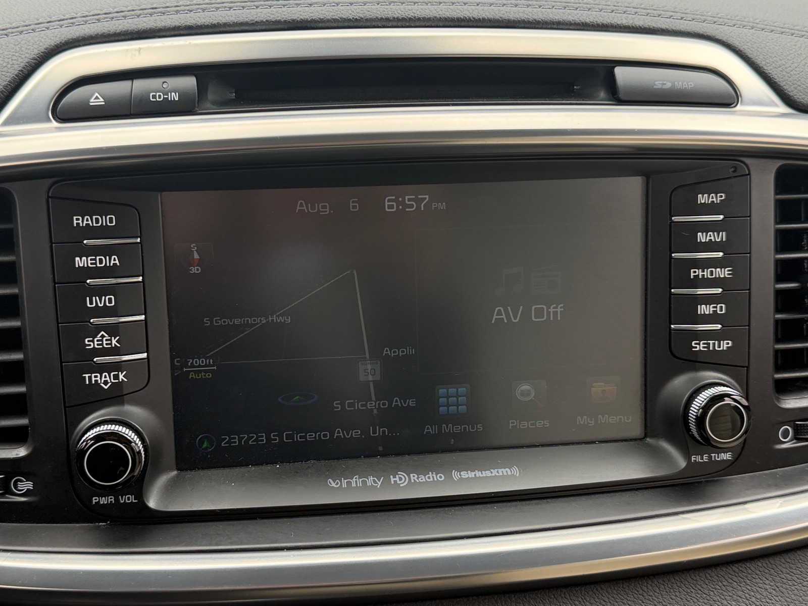 Thumbnail: 2017 Kia Sorento - 3