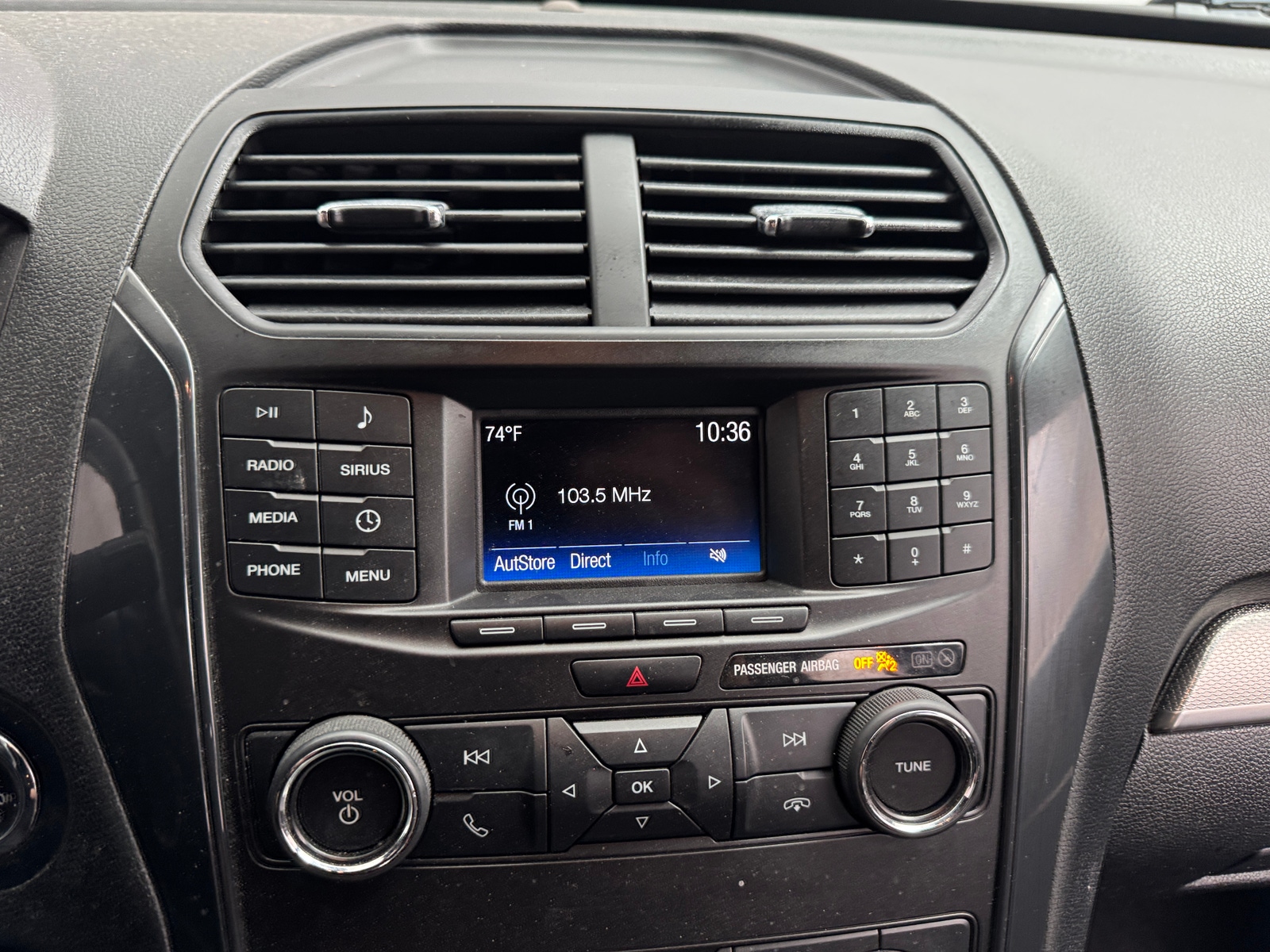 Thumbnail: 2018 Ford Explorer - 4