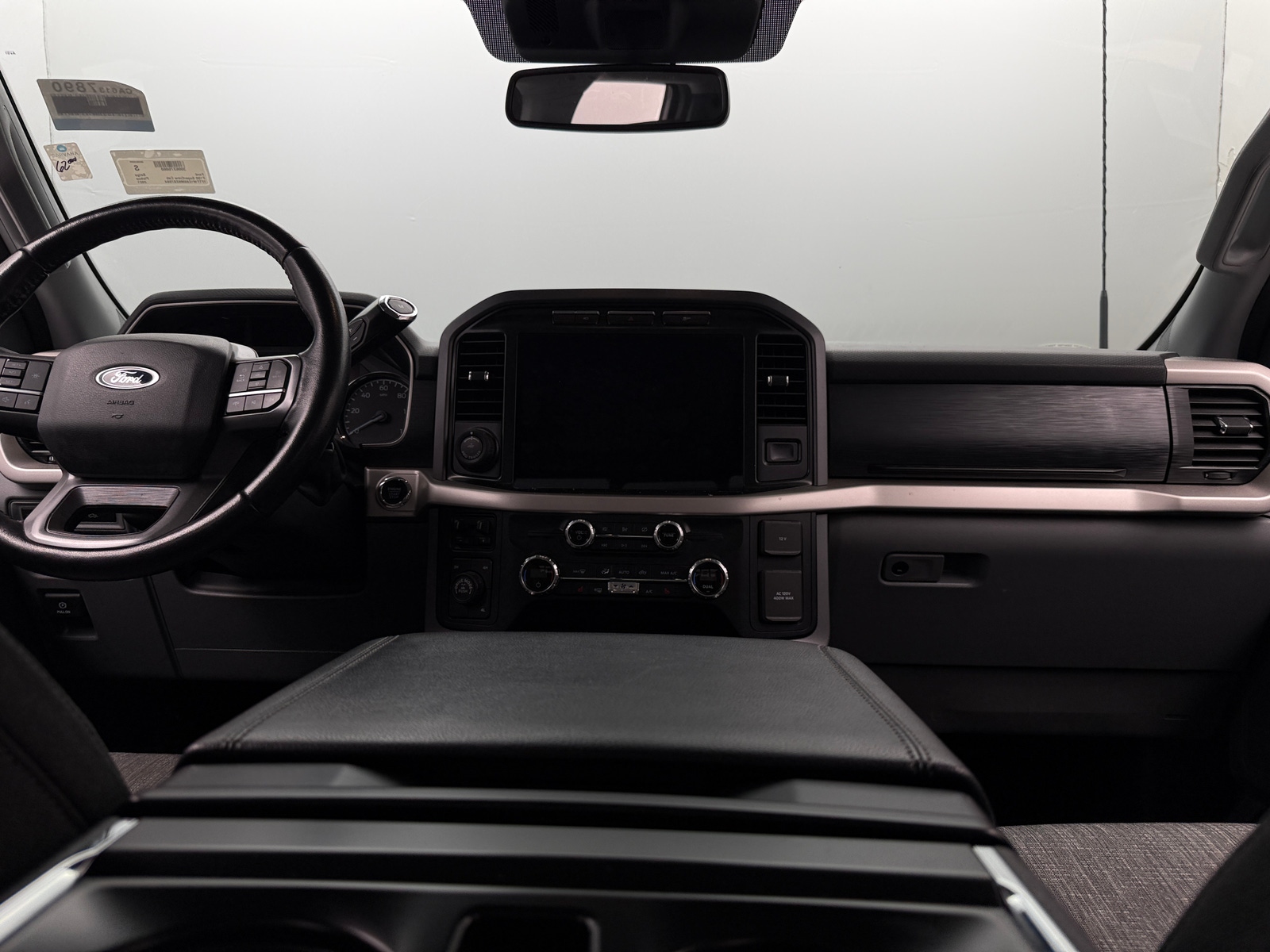 Thumbnail: 2021 Ford Econoline - 3
