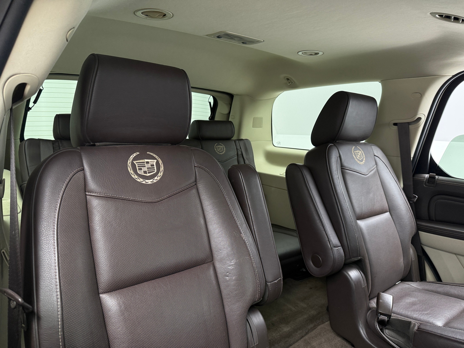 Thumbnail: 2012 Cadillac Escalade - 5