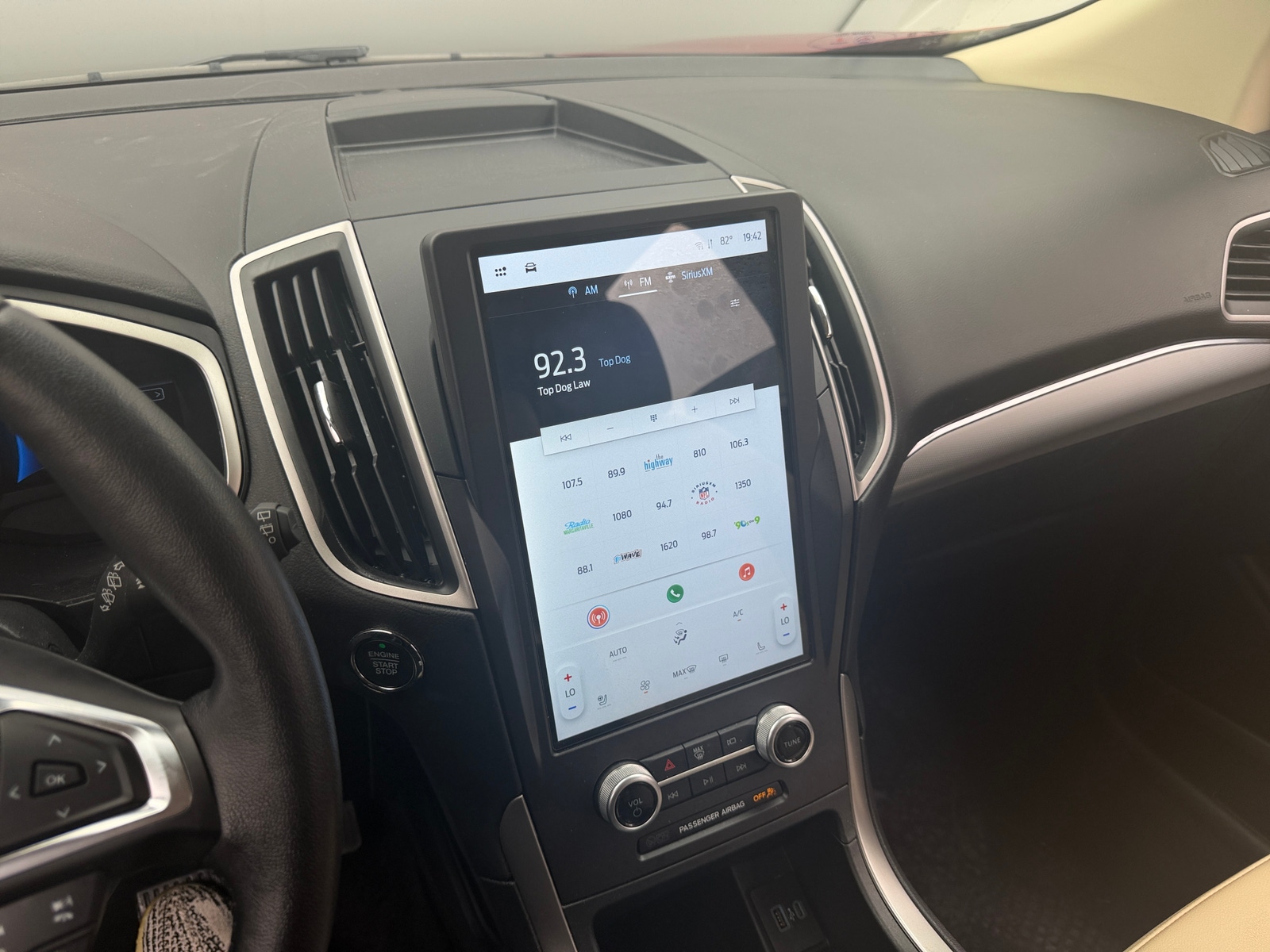 Thumbnail: 2021 Ford Edge - 3