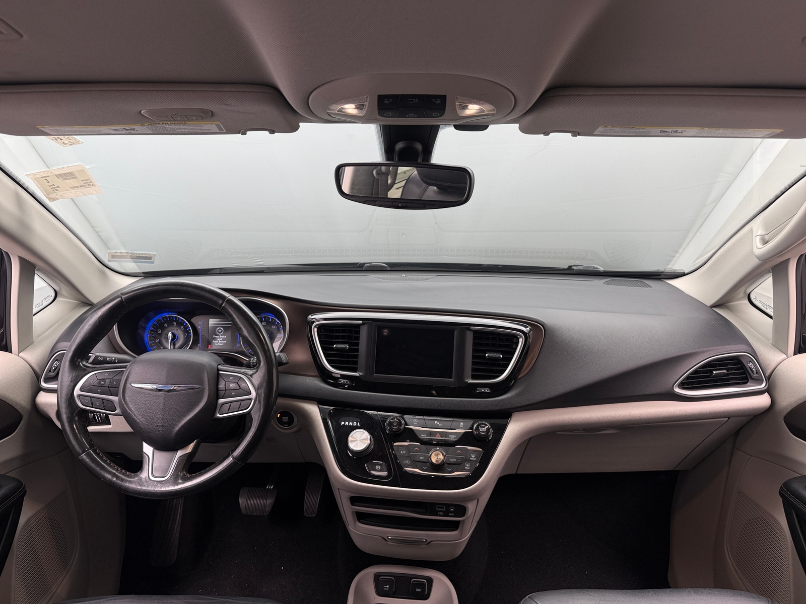 Thumbnail: 2019 Chrysler Pacifica - 2