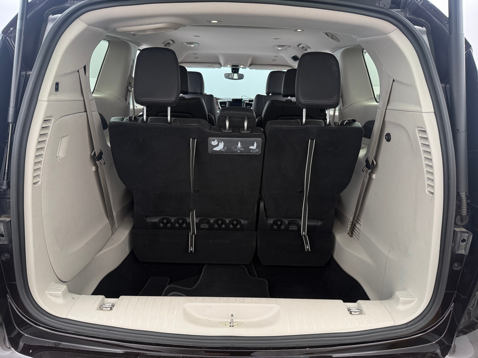 Thumbnail: 2019 Chrysler Pacifica - 6