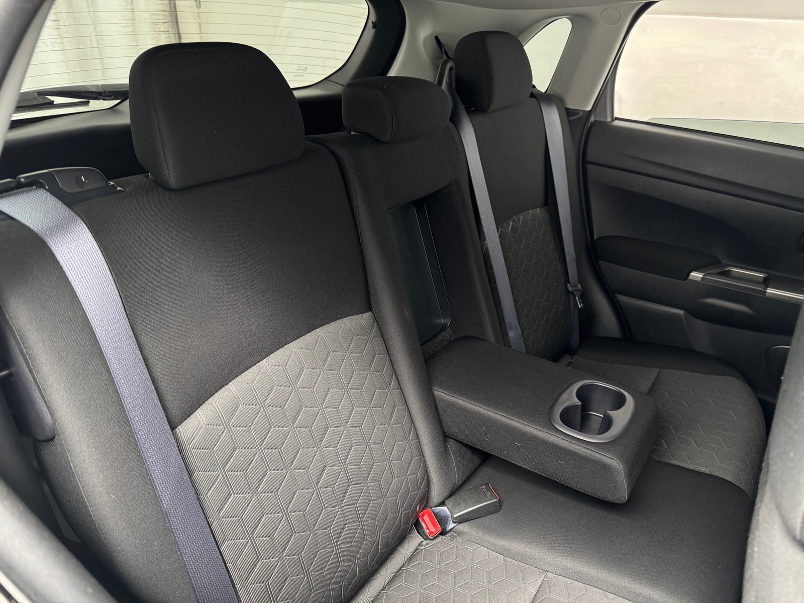 Thumbnail: 2021 Mitsubishi Outlander Sport - 6