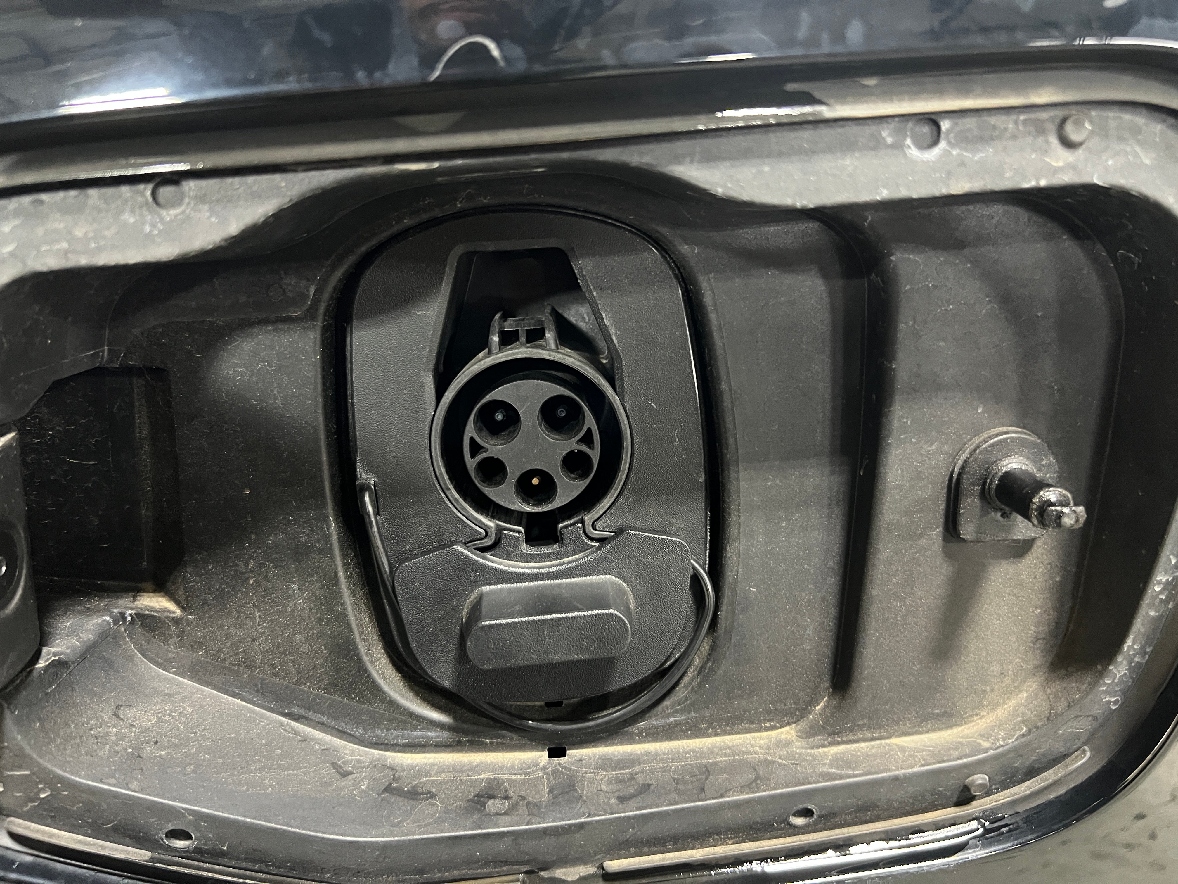 Used 2024 Chevrolet Equinox EV LT with VIN 3GN7DLRPXRS247043 for sale in Auburn, WA