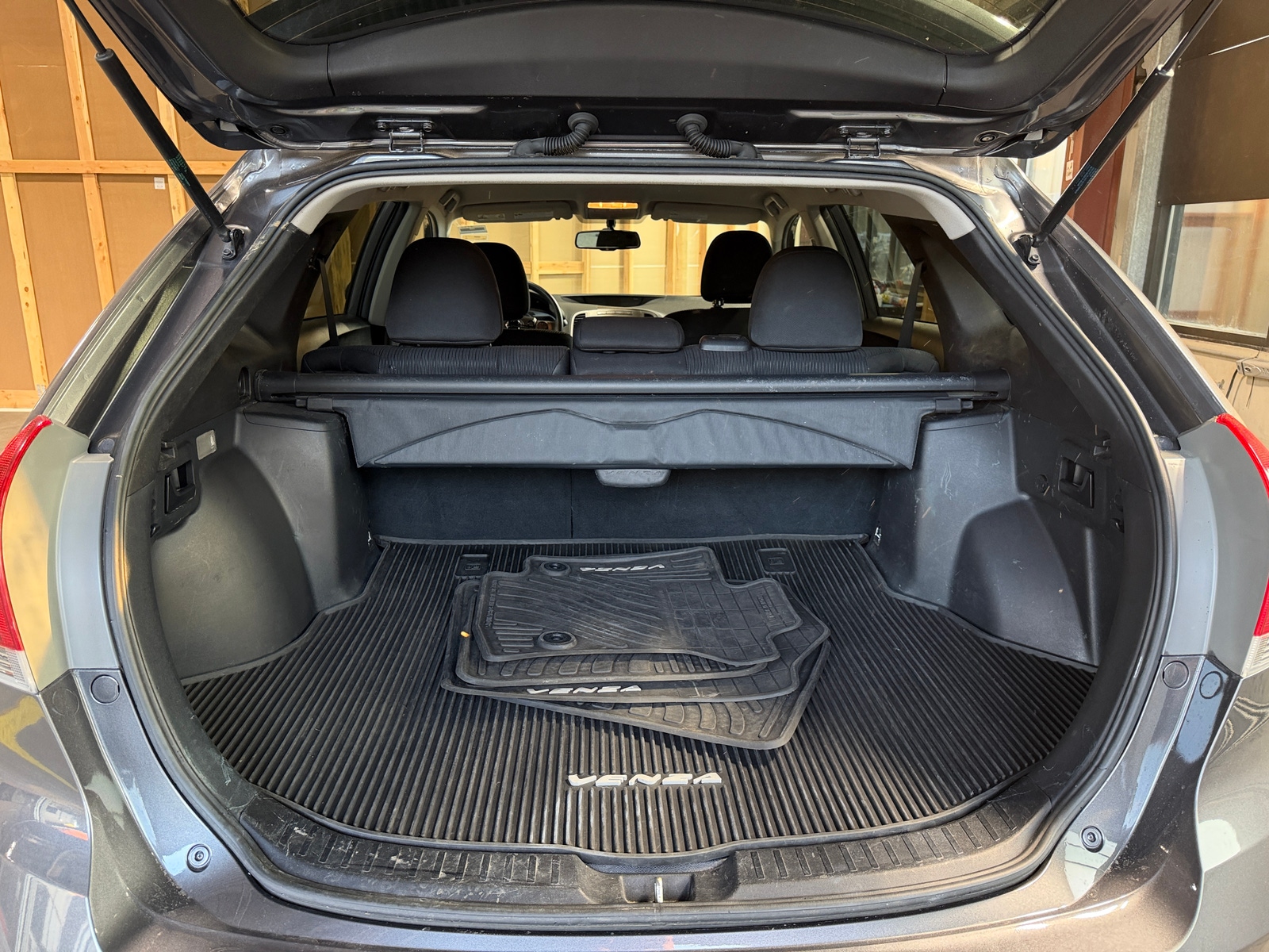 Thumbnail: 2013 Volkswagen Eos - 7