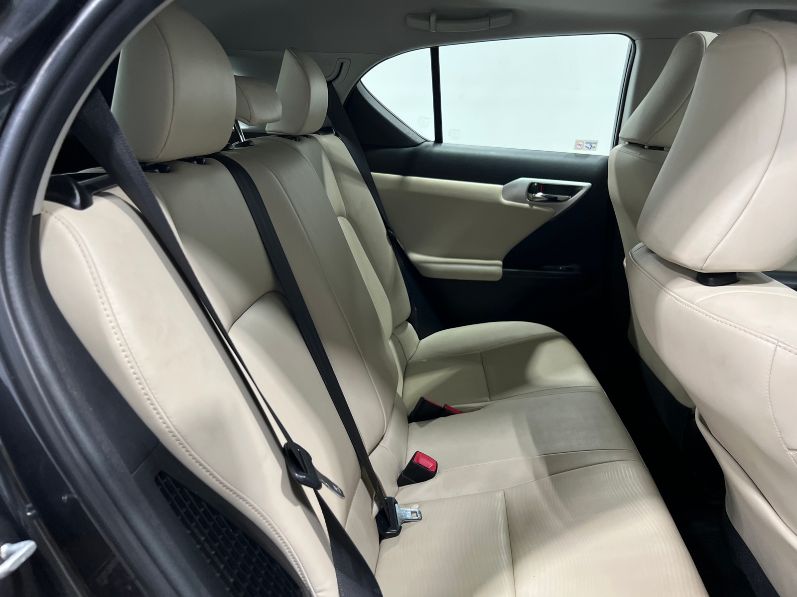 Thumbnail: 2011 Lexus CT - 5