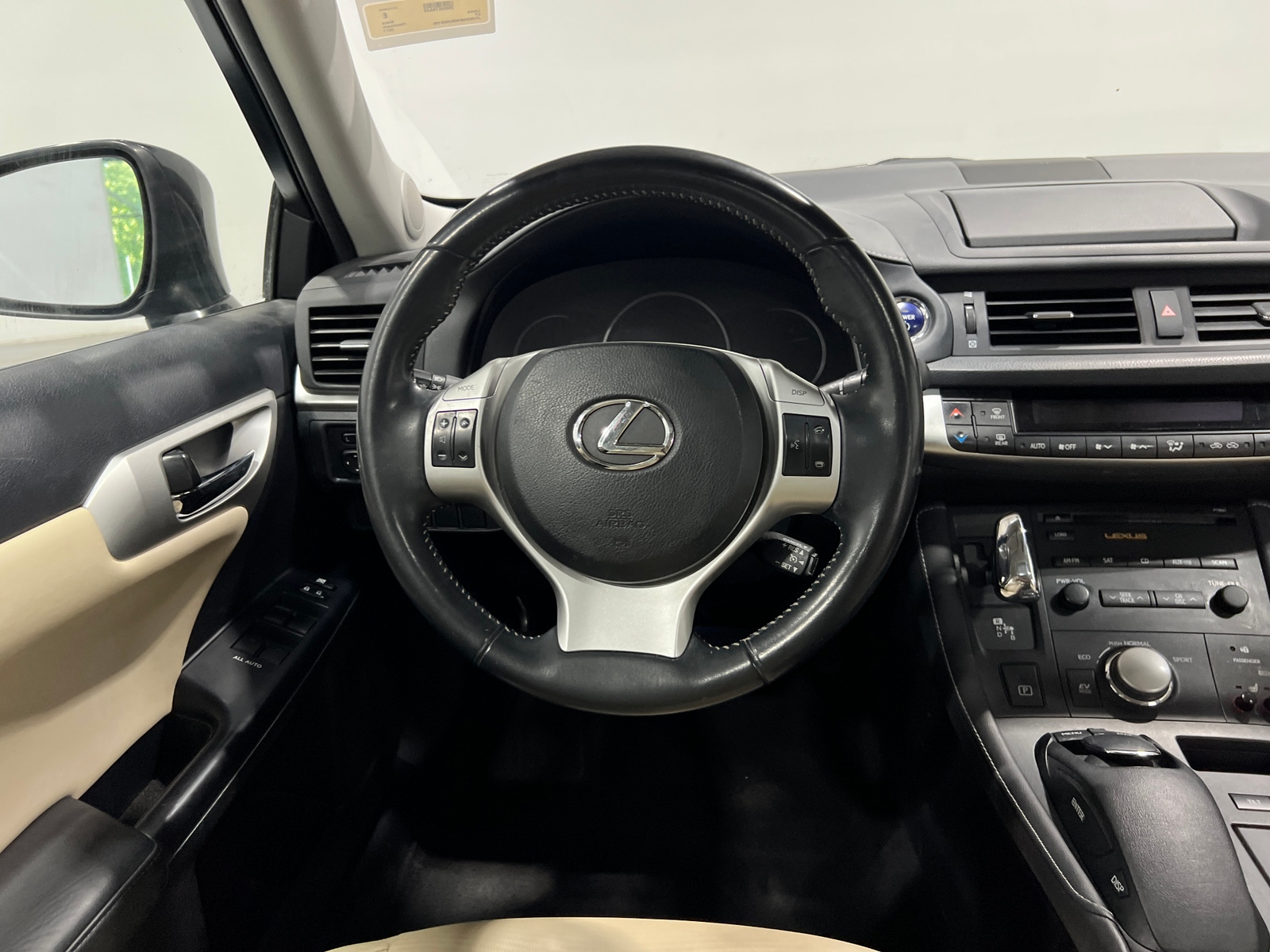 Thumbnail: 2011 Lexus CT - 4