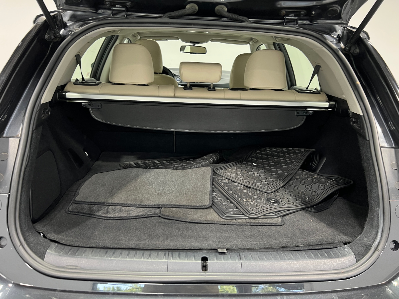 Thumbnail: 2011 Lexus CT - 6