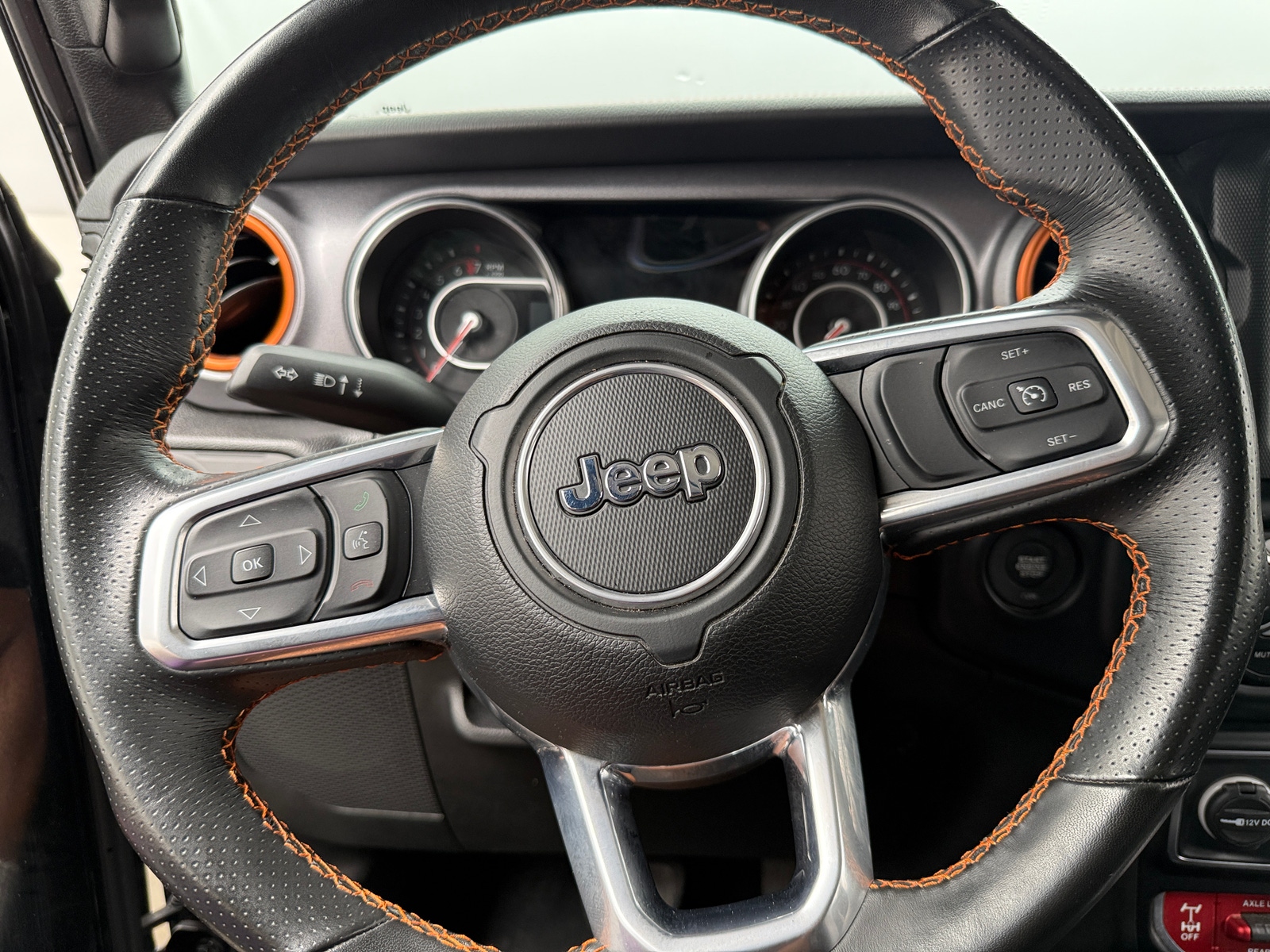 Thumbnail: 2022 Jeep Gladiator - 4
