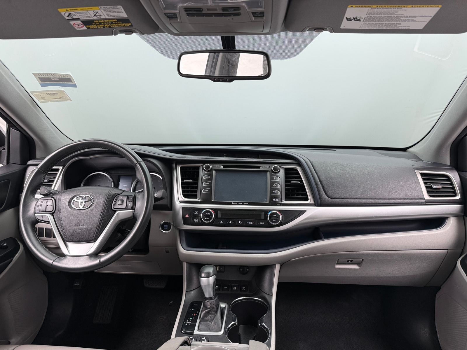 Thumbnail: 2016 Toyota Highlander - 3