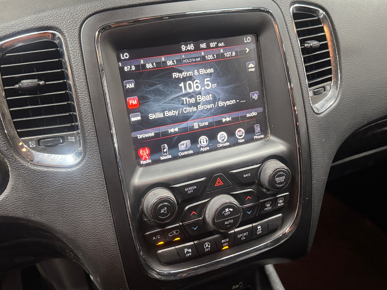 Thumbnail: 2016 Dodge Durango - 3