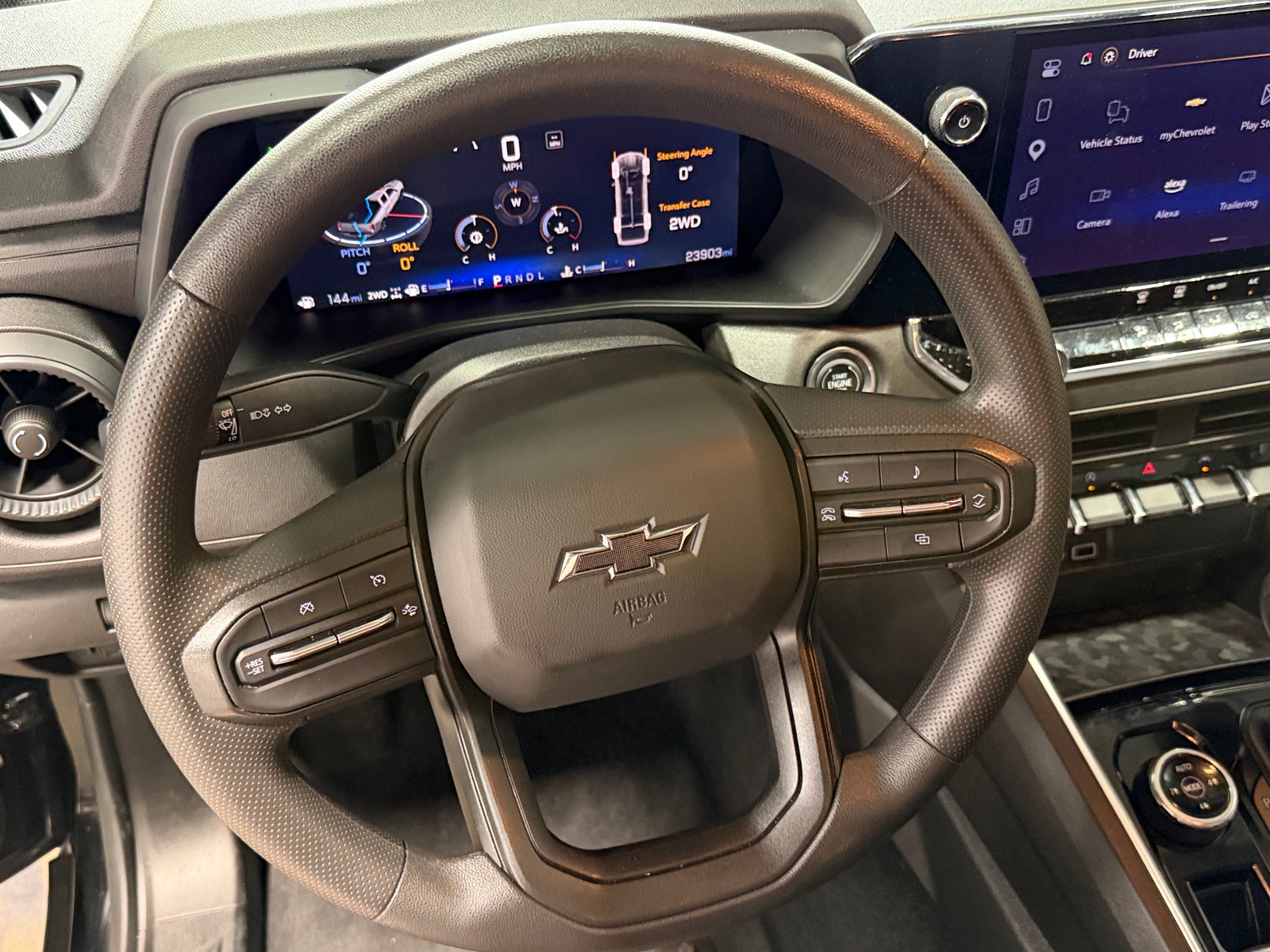 Thumbnail: 2024 Chevrolet Colorado - 5