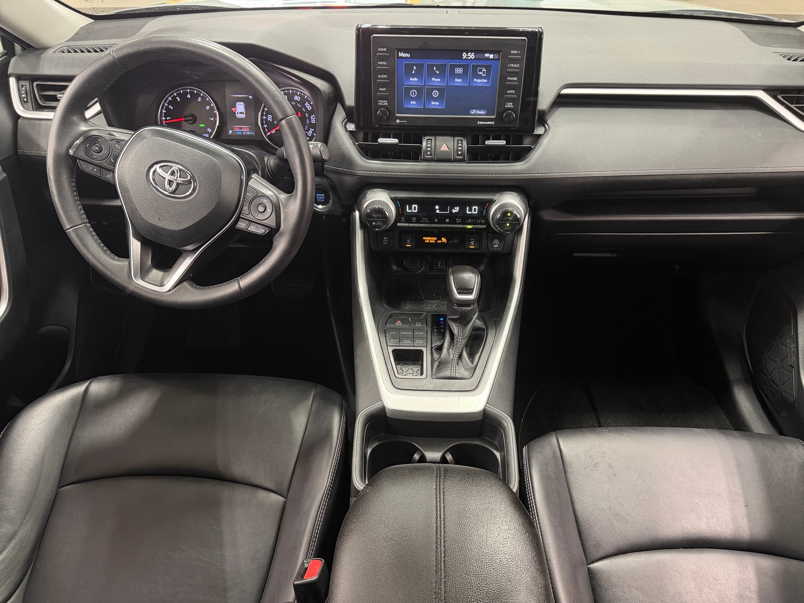 Thumbnail: 2021 Toyota RAV4 - 3