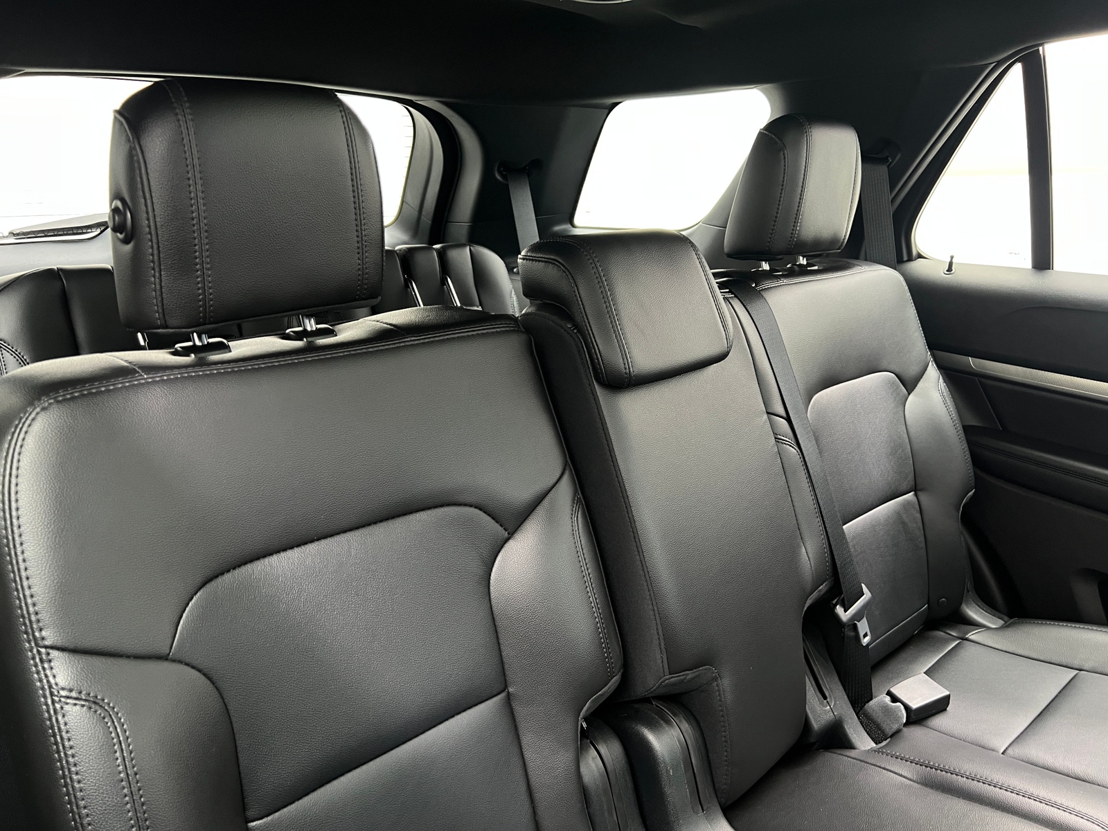 Thumbnail: 2018 Ford Explorer - 5