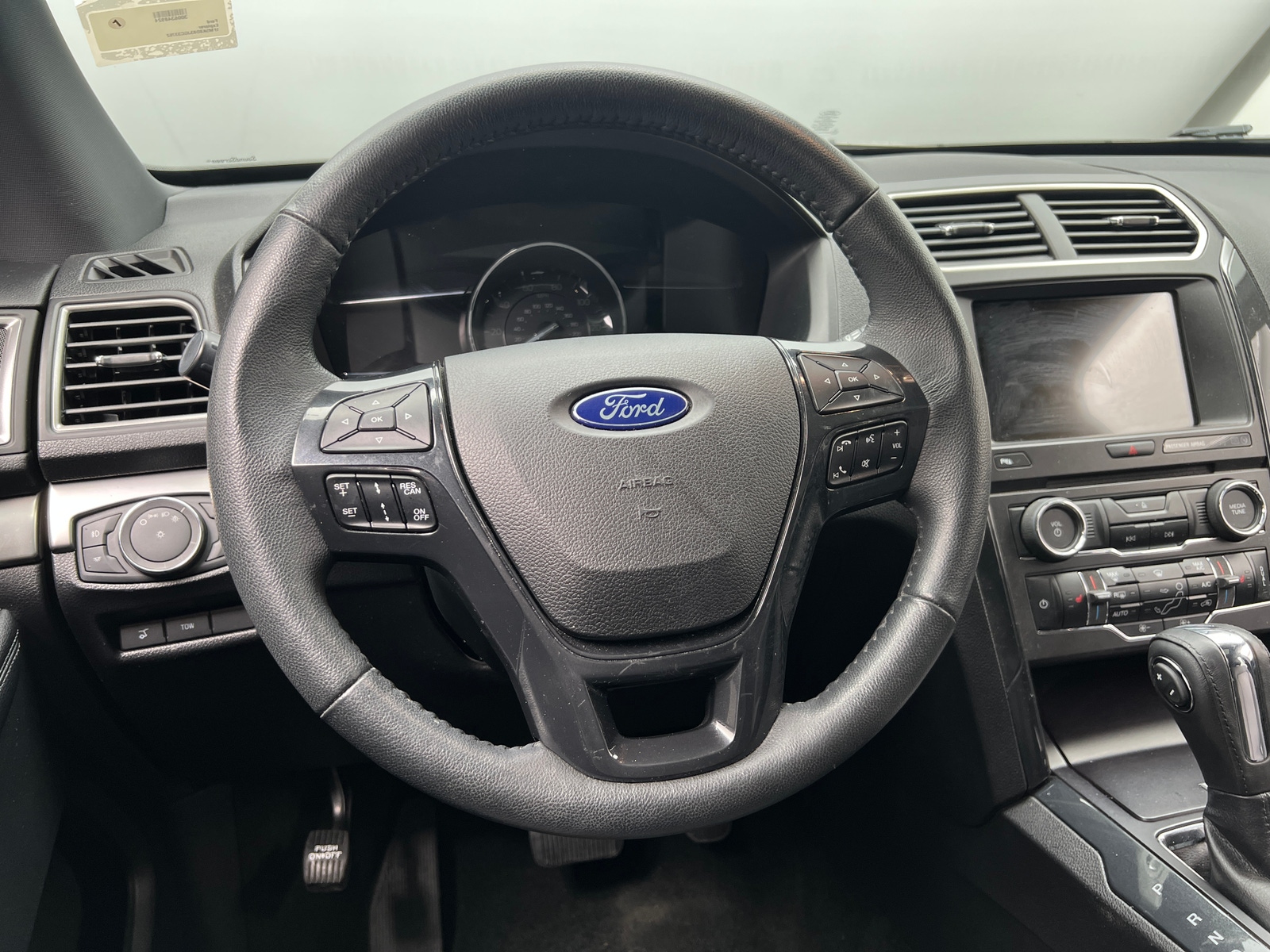 Thumbnail: 2018 Ford Explorer - 4