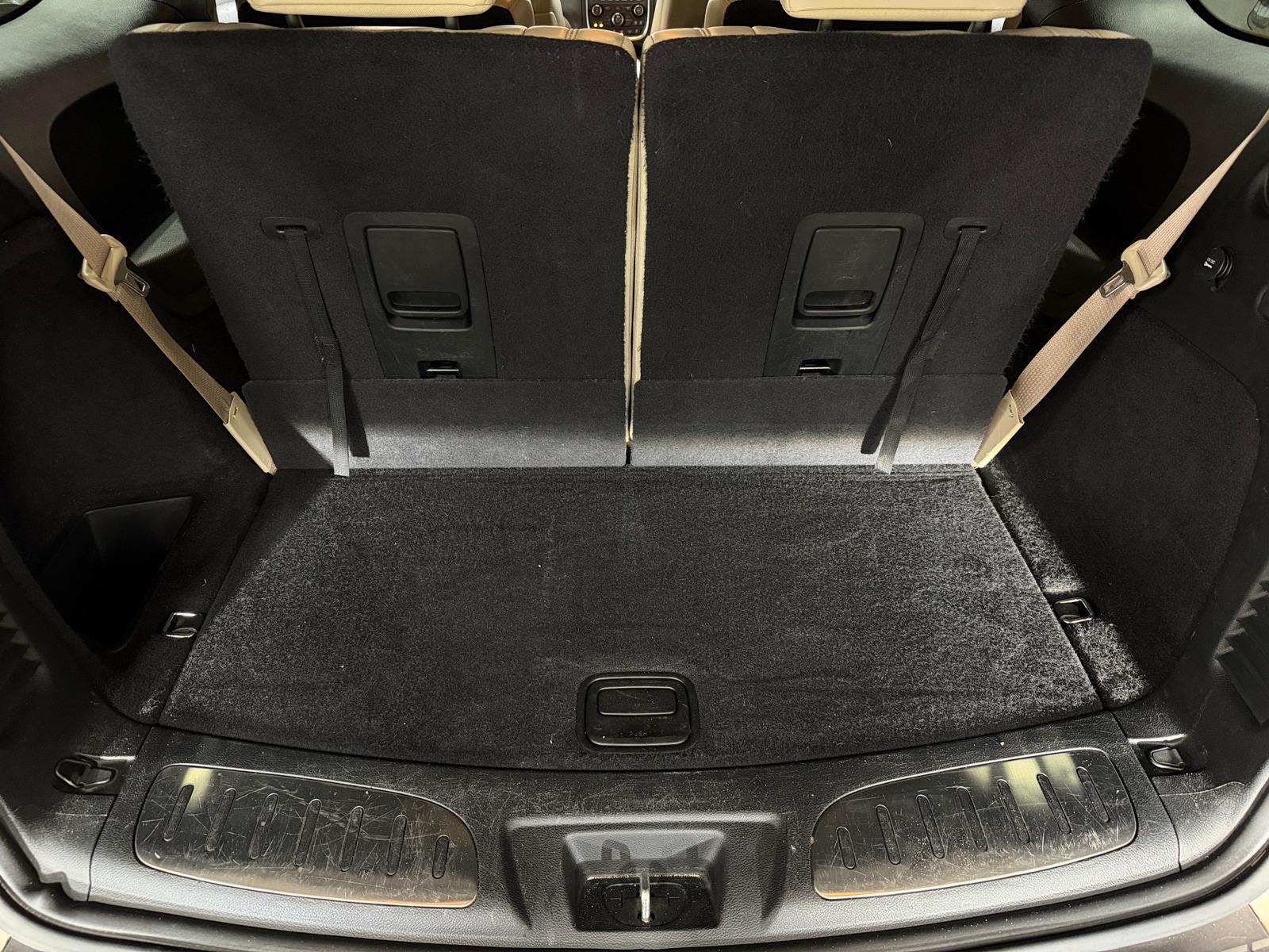 Thumbnail: 2019 Dodge Durango - 6