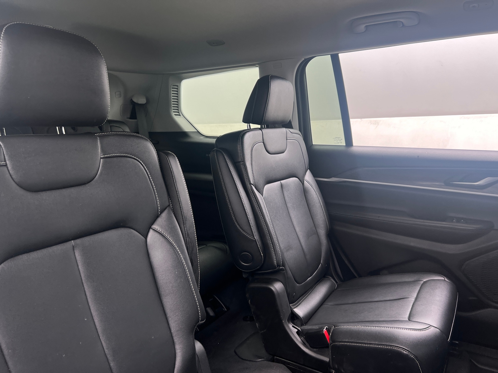 Thumbnail: 2023 Jeep Grand Cherokee L - 5