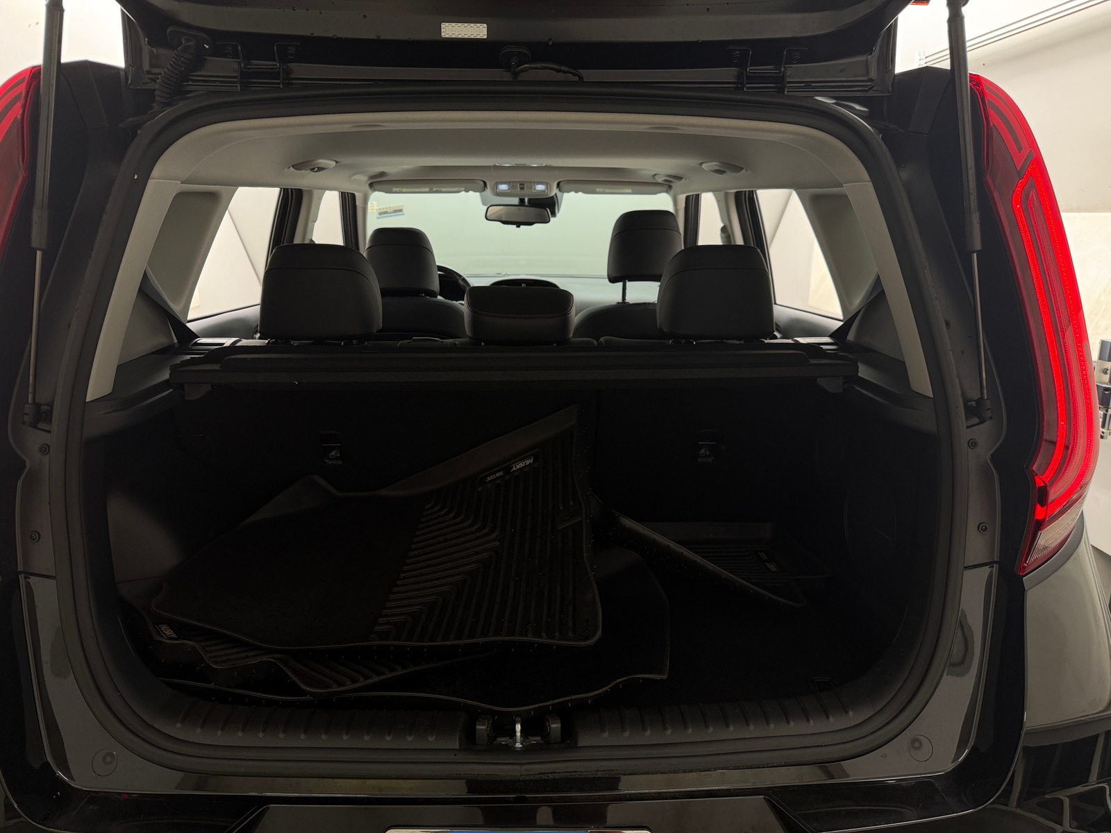 Thumbnail: 2022 Kia Soul - 6