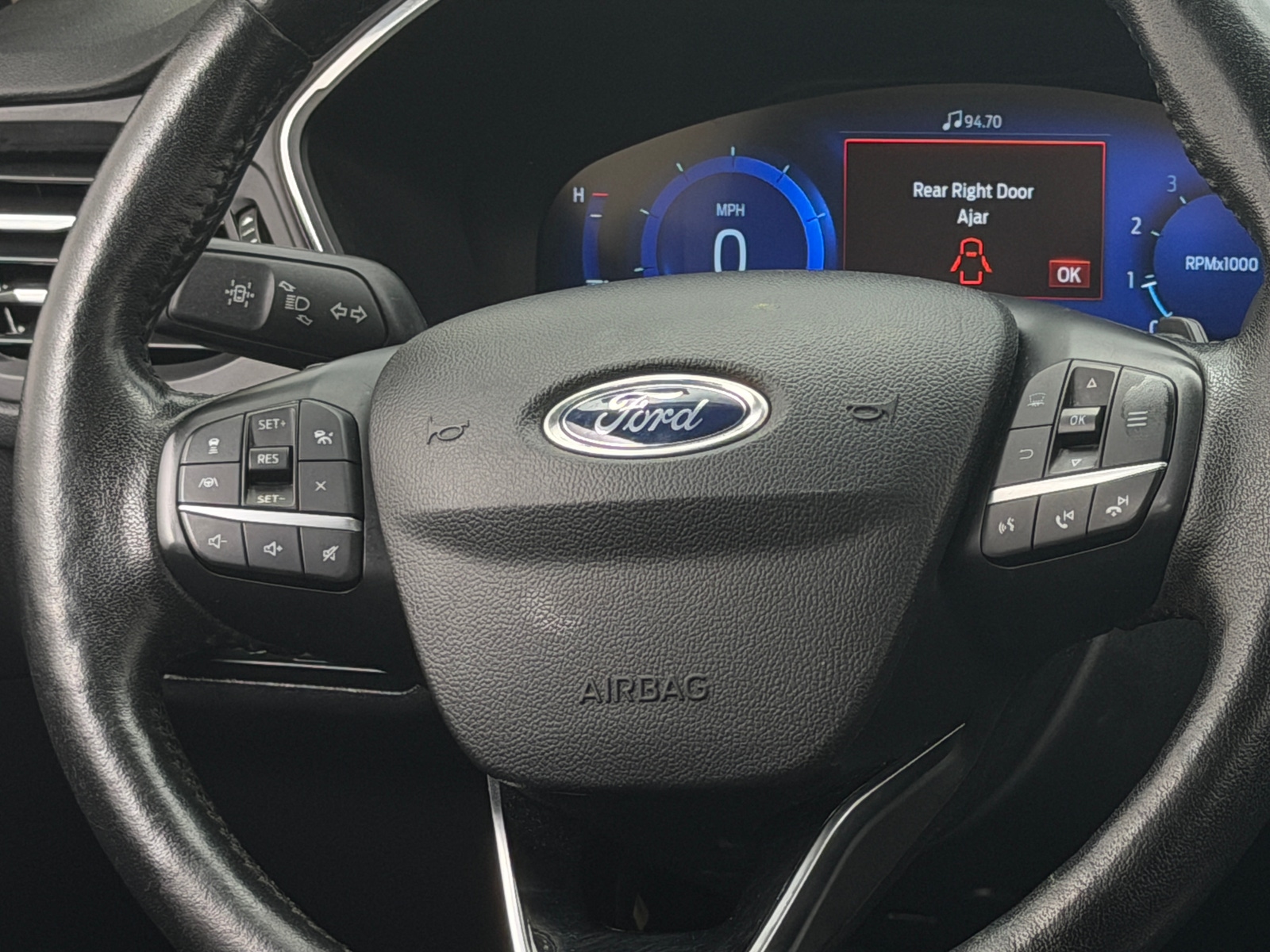 Thumbnail: 2020 Ford Escape - 4