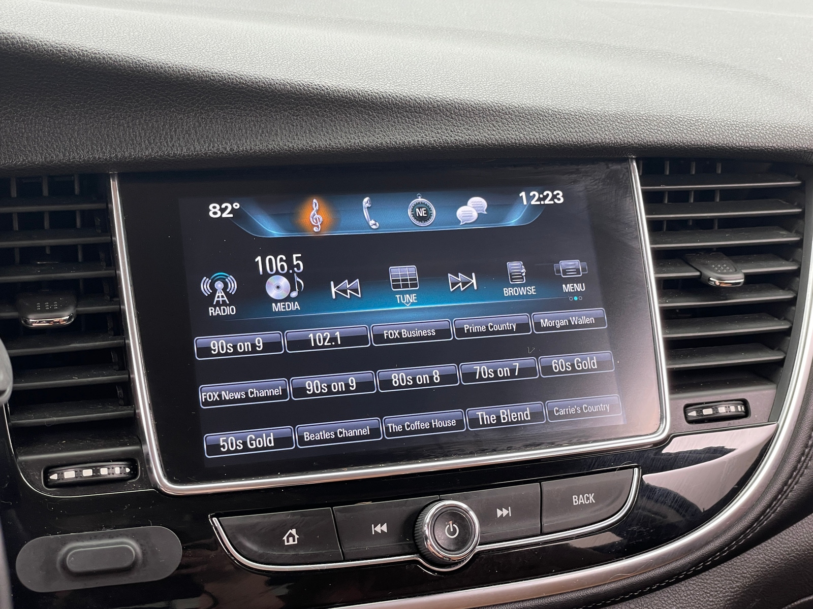 Thumbnail: 2017 Buick Encore - 3