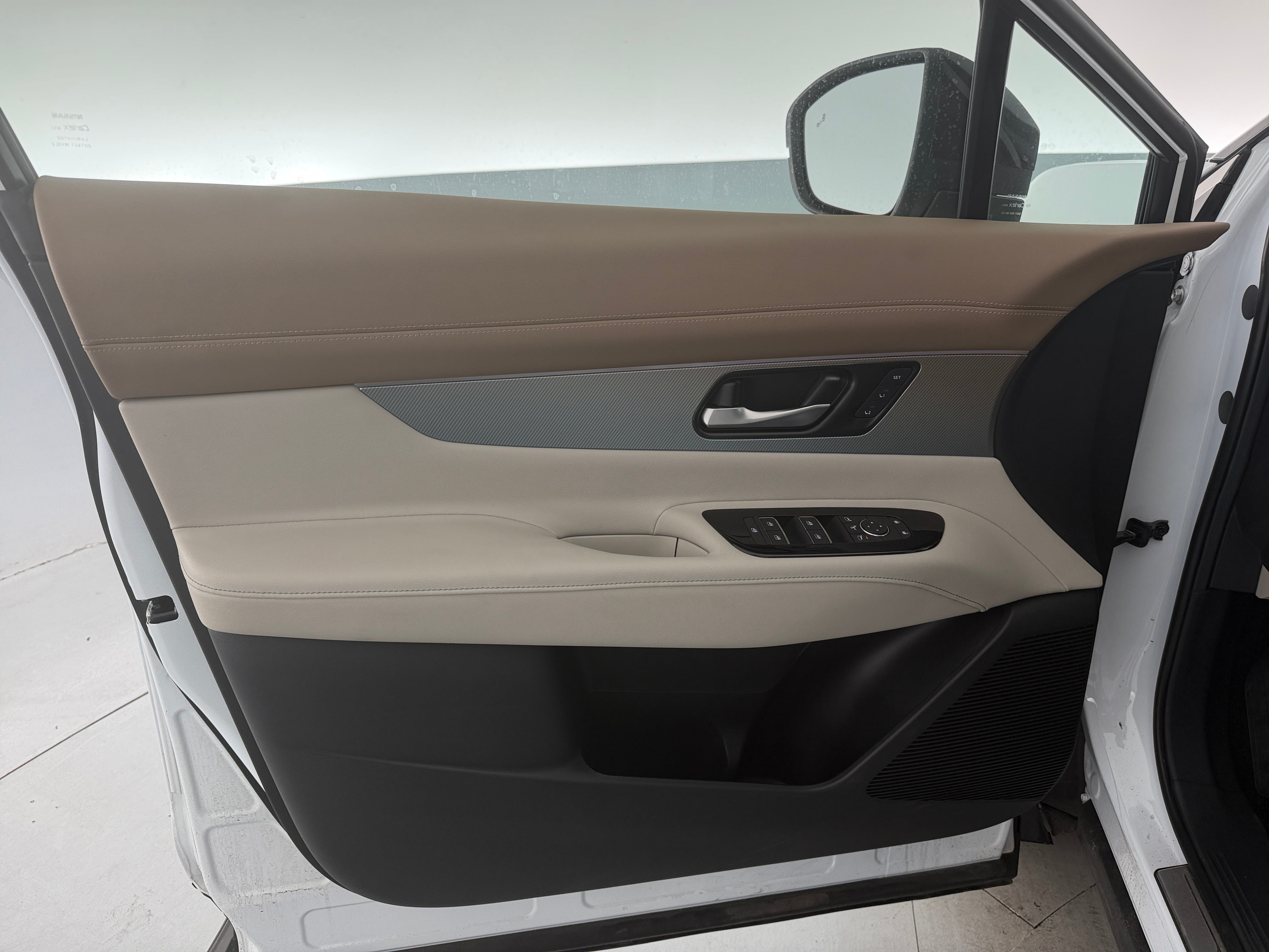 2025 Nissan Murano Platinum - Photo 10
