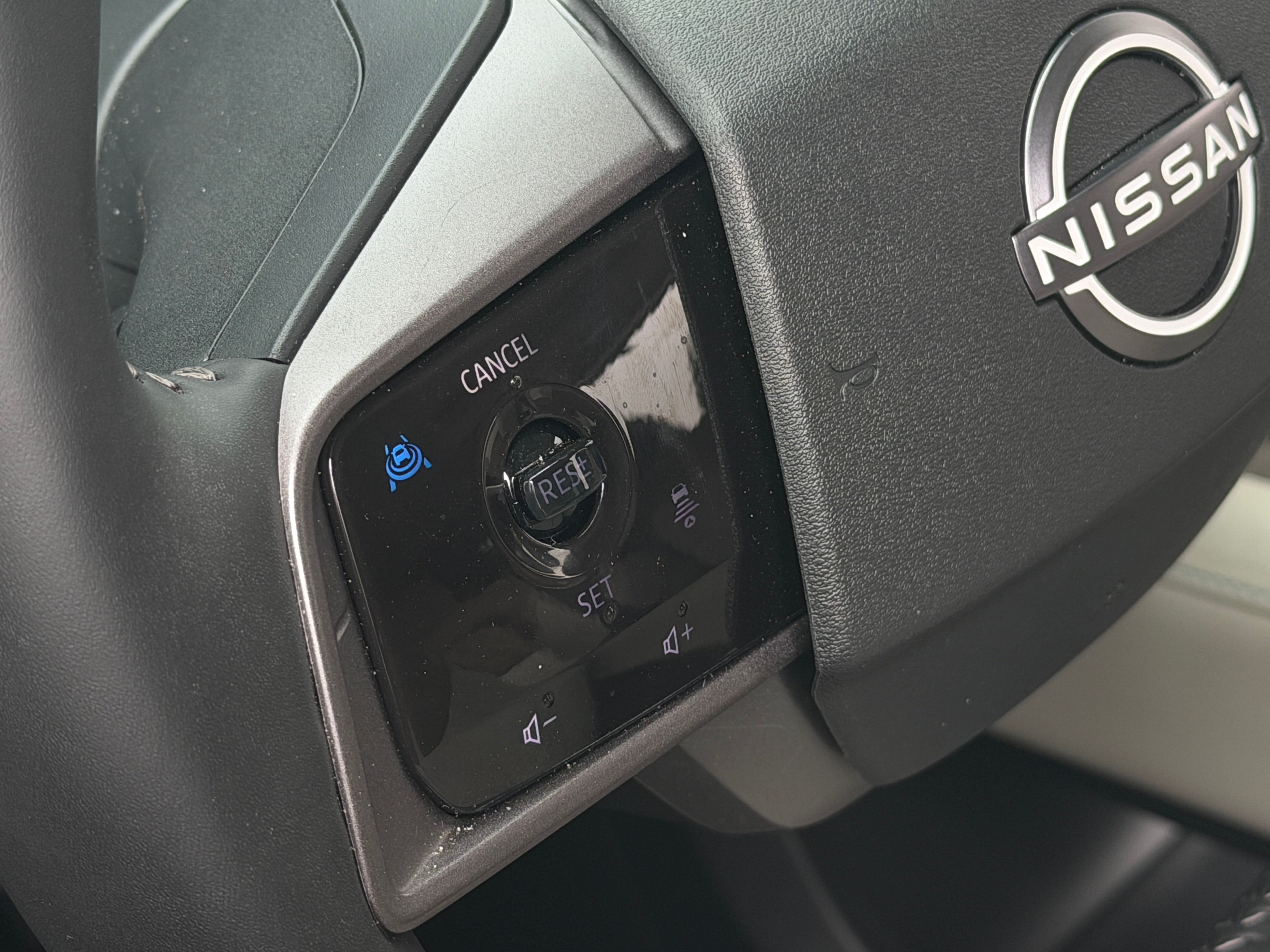 2025 Nissan Murano Platinum - Photo 16