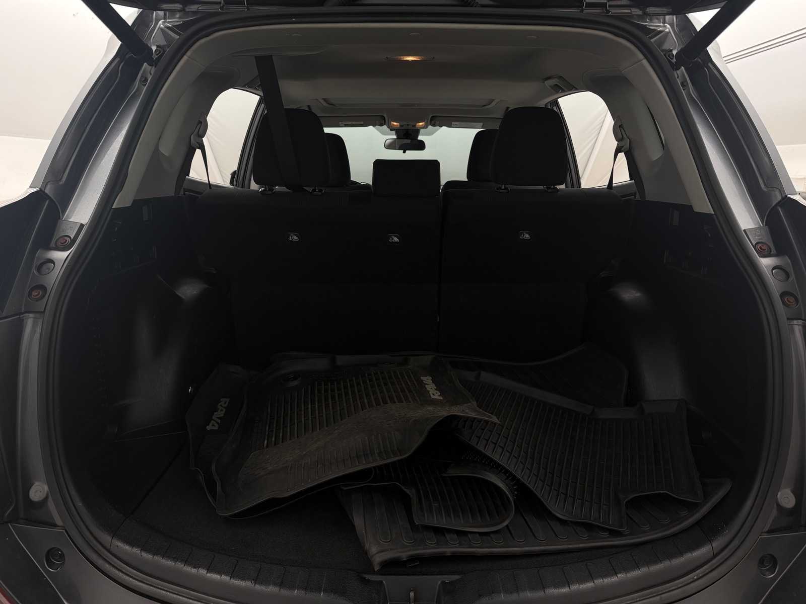 Thumbnail: 2018 Toyota RAV4 - 7