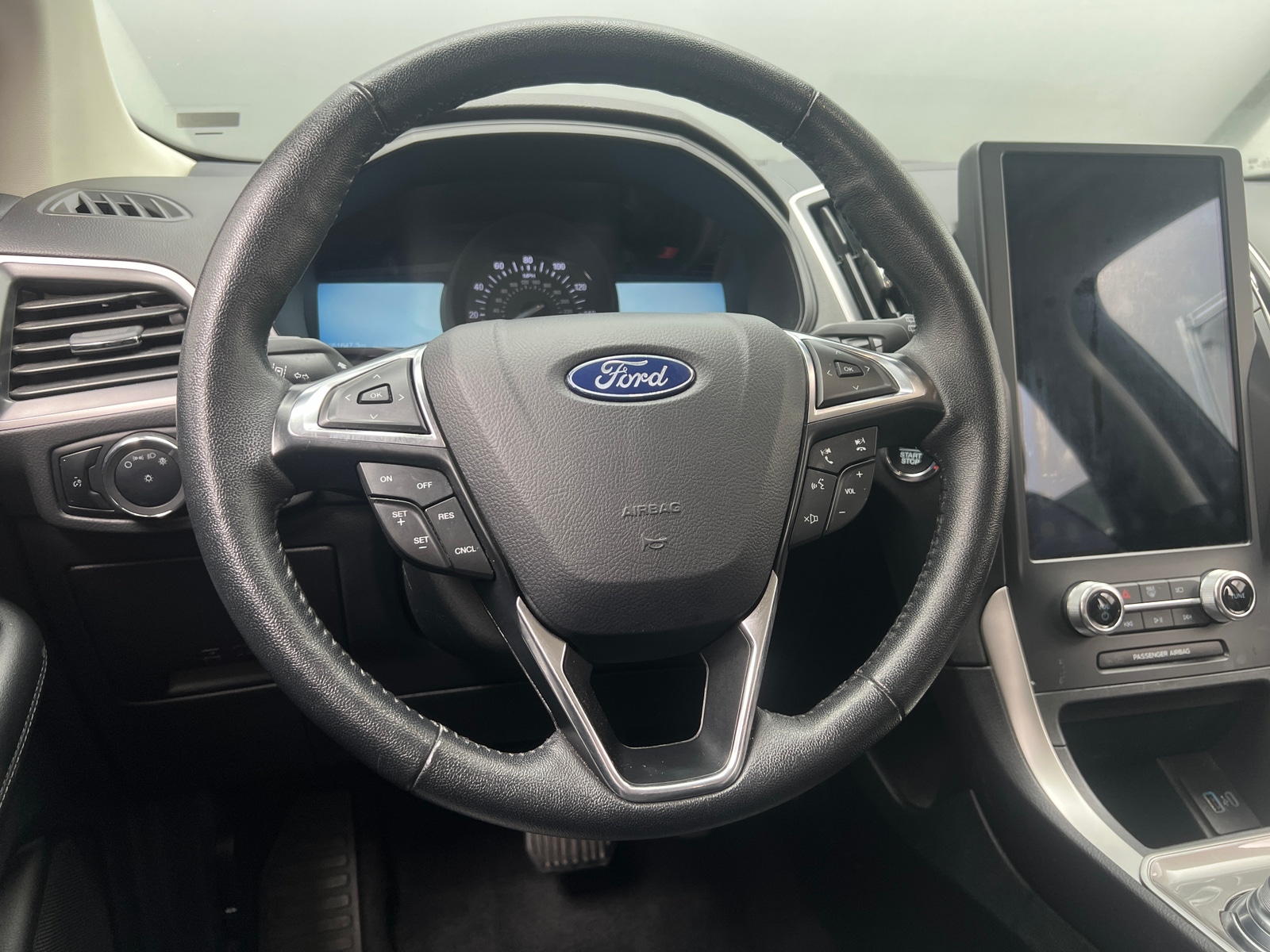 Thumbnail: 2024 Ford Edge - 4