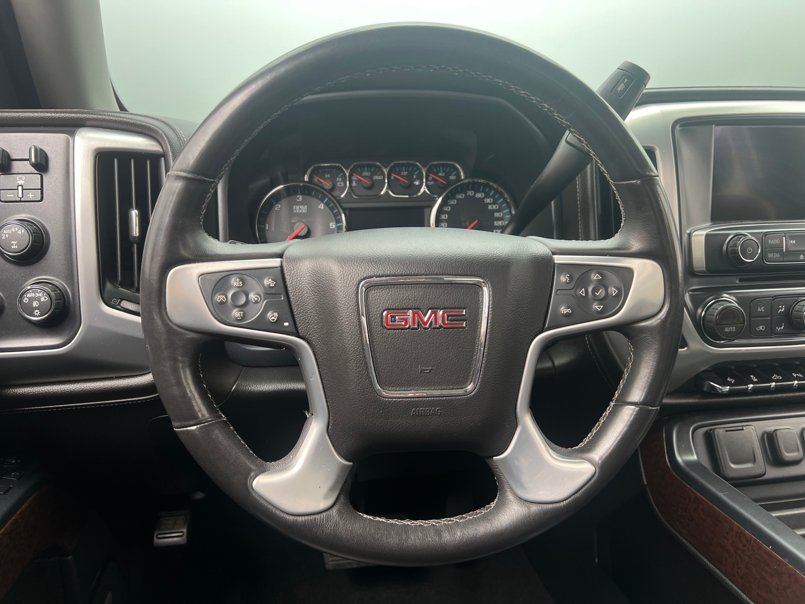 Thumbnail: 2017 GMC Sierra 1500 - 4