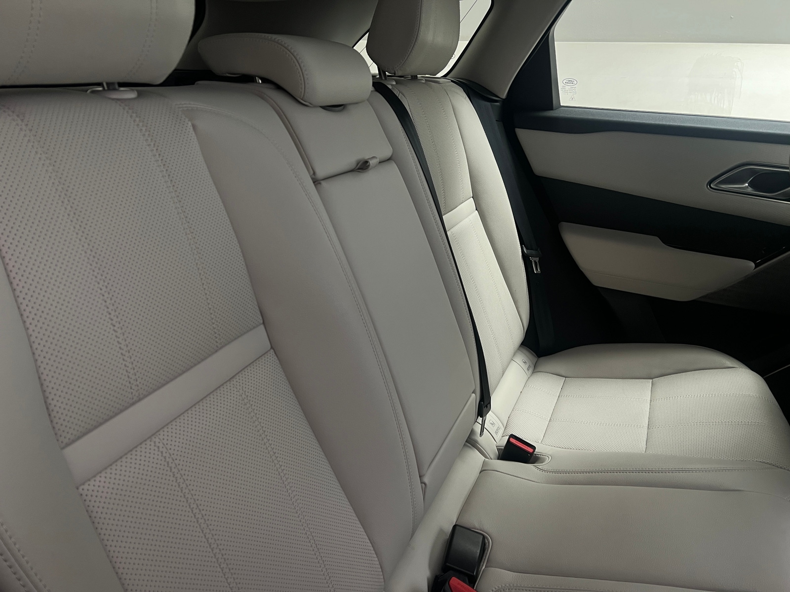 Thumbnail: 2020 Land Rover Range Rover Velar - 5