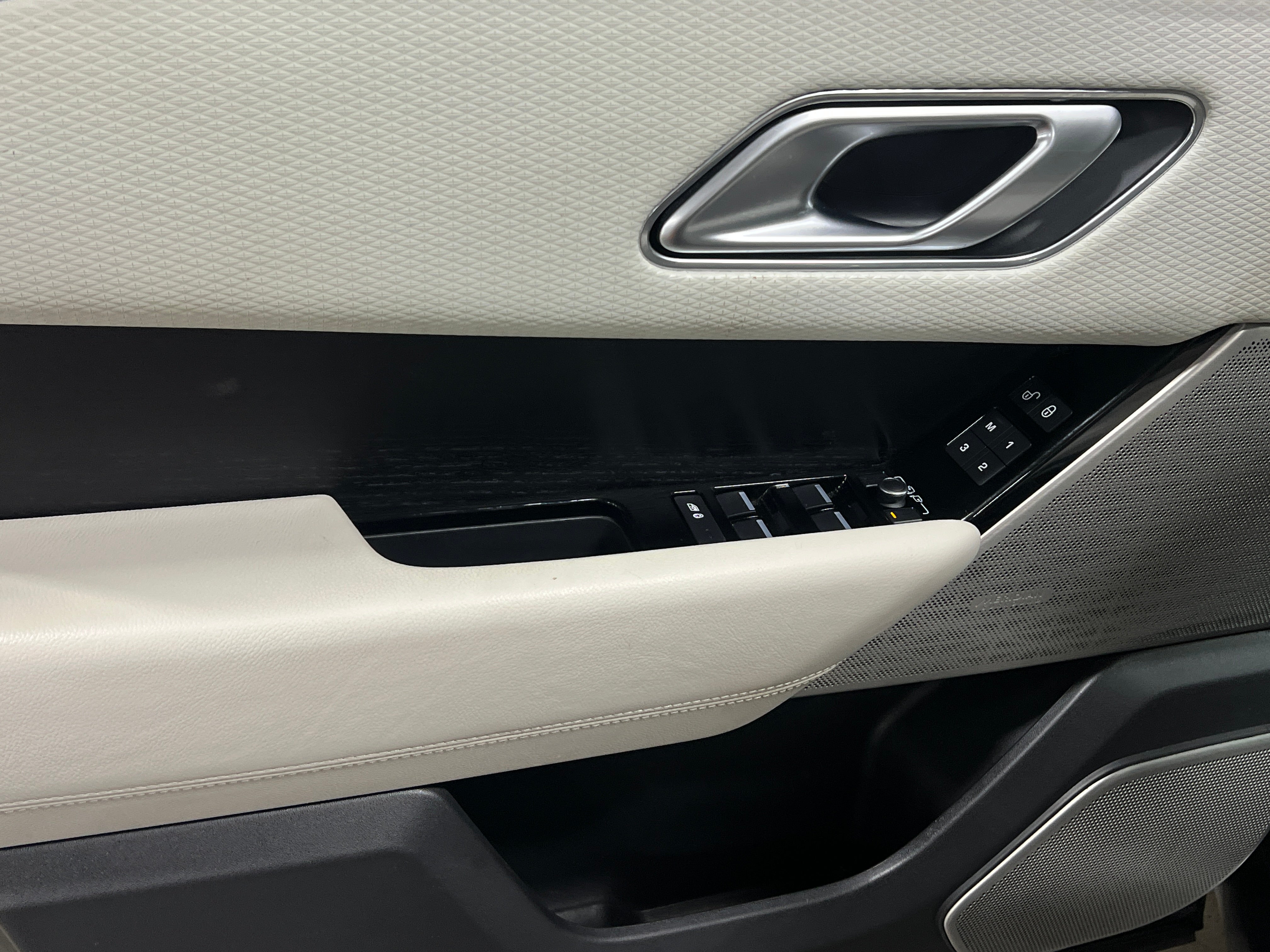 2020 Land Rover Range Rover Velar