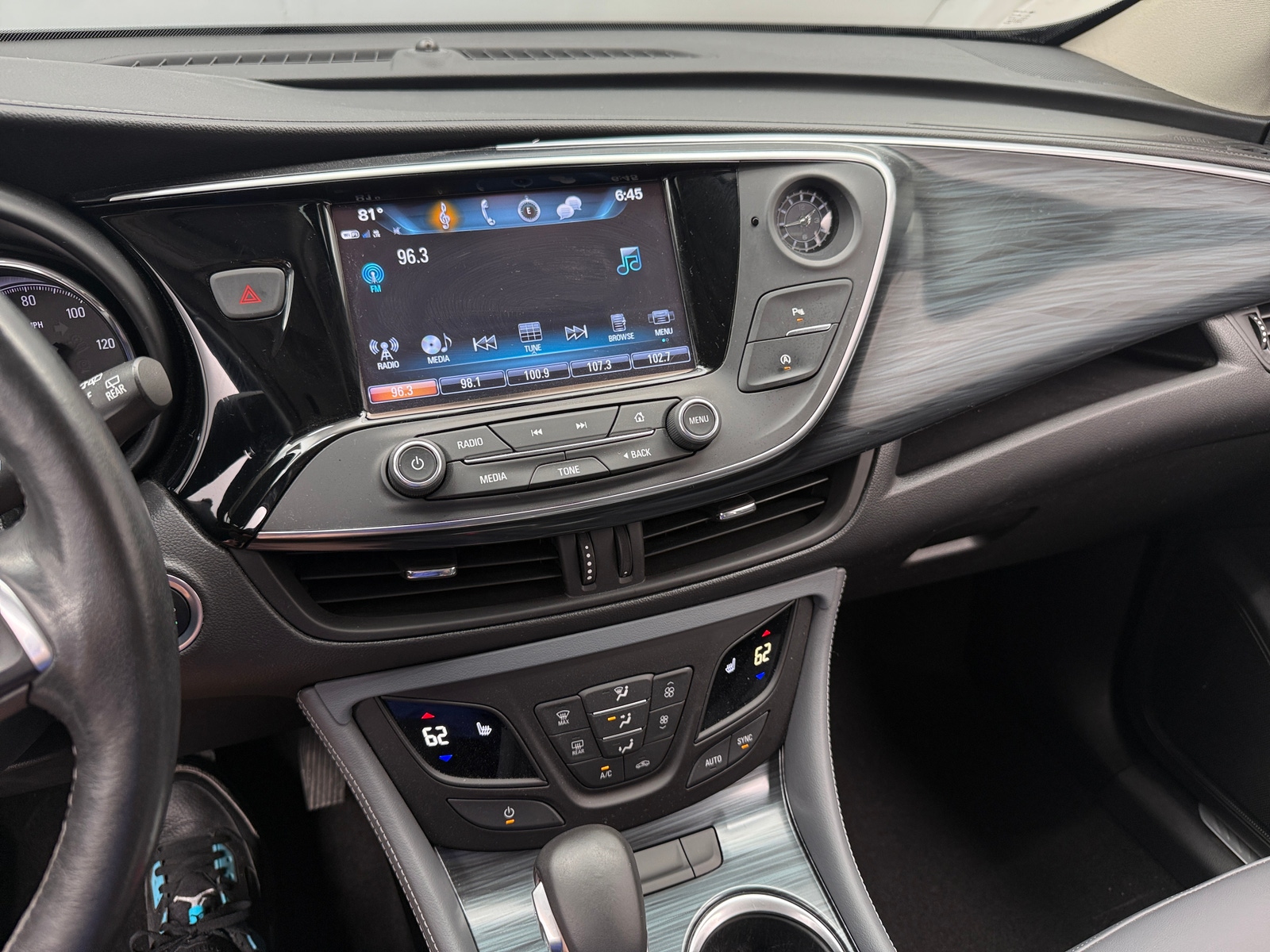 Thumbnail: 2020 Buick Envision - 3