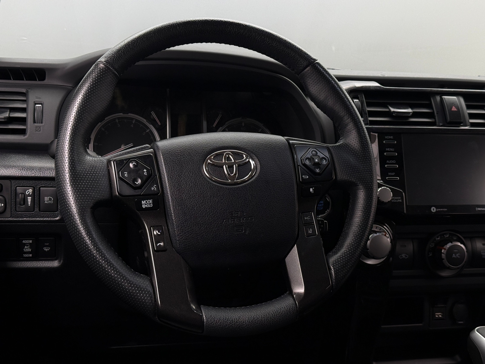 Thumbnail: 2023 Toyota 4Runner - 4