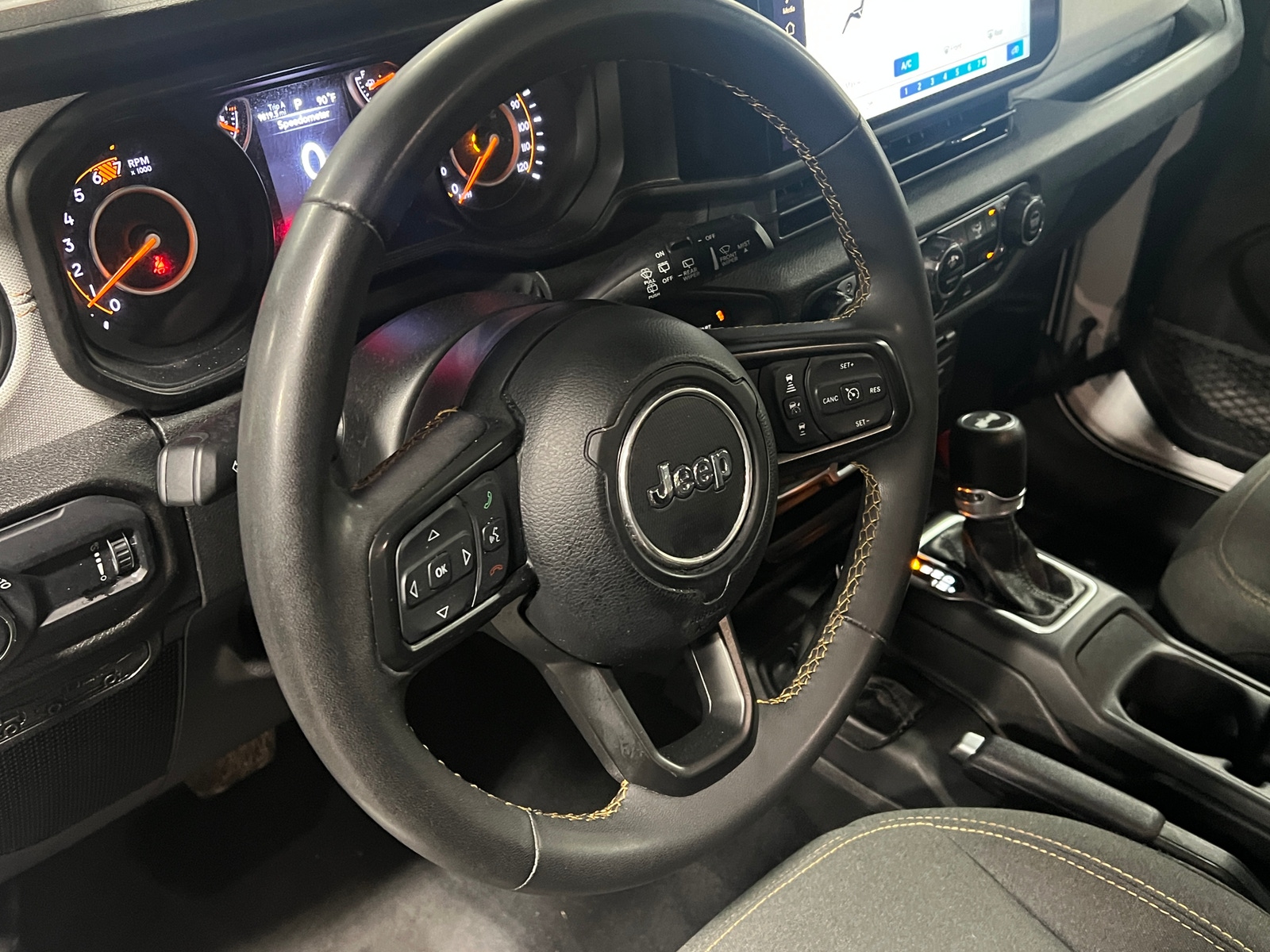 Thumbnail: 2024 Jeep Wrangler - 5