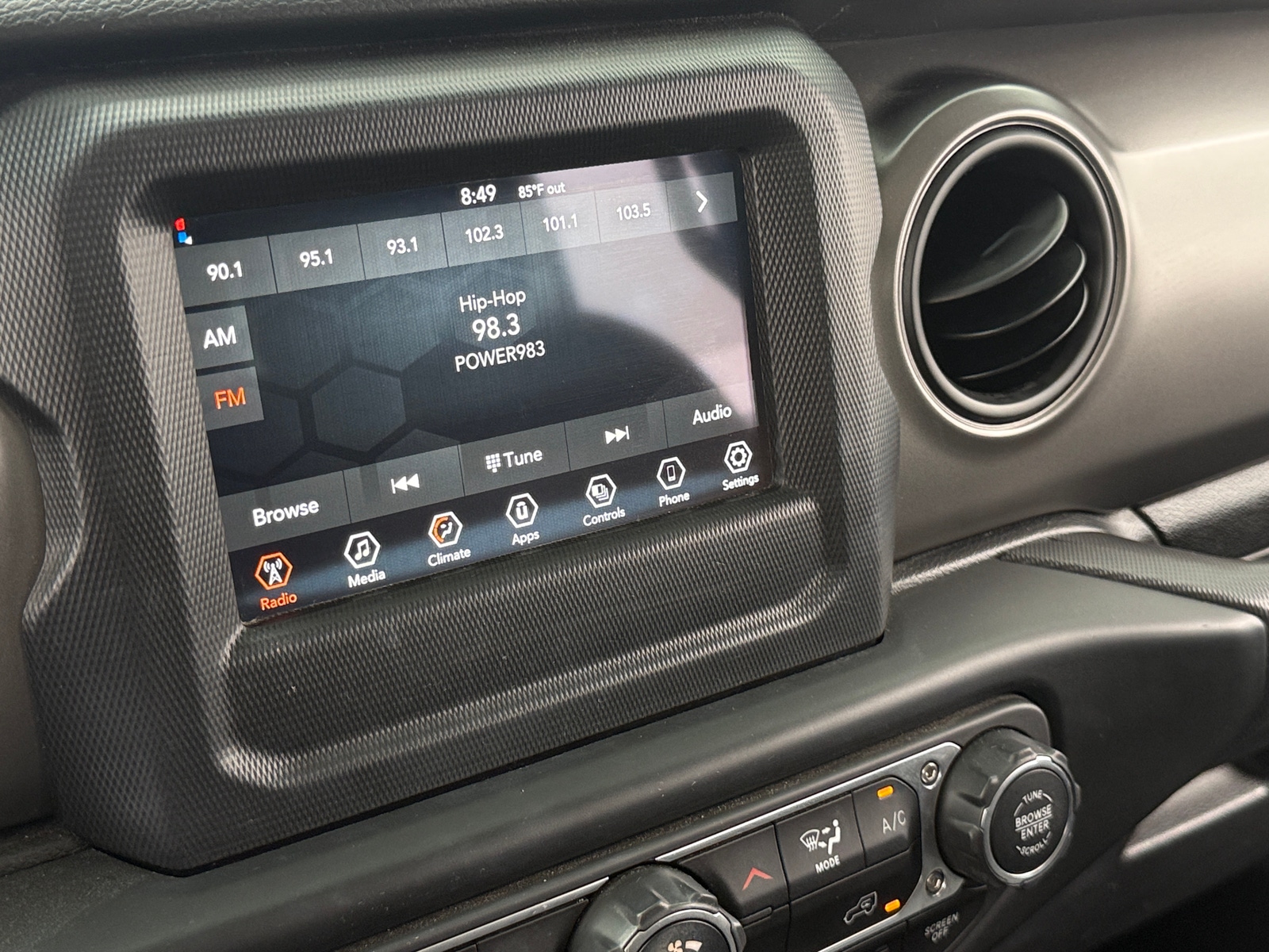 Thumbnail: 2022 Jeep Wrangler - 4