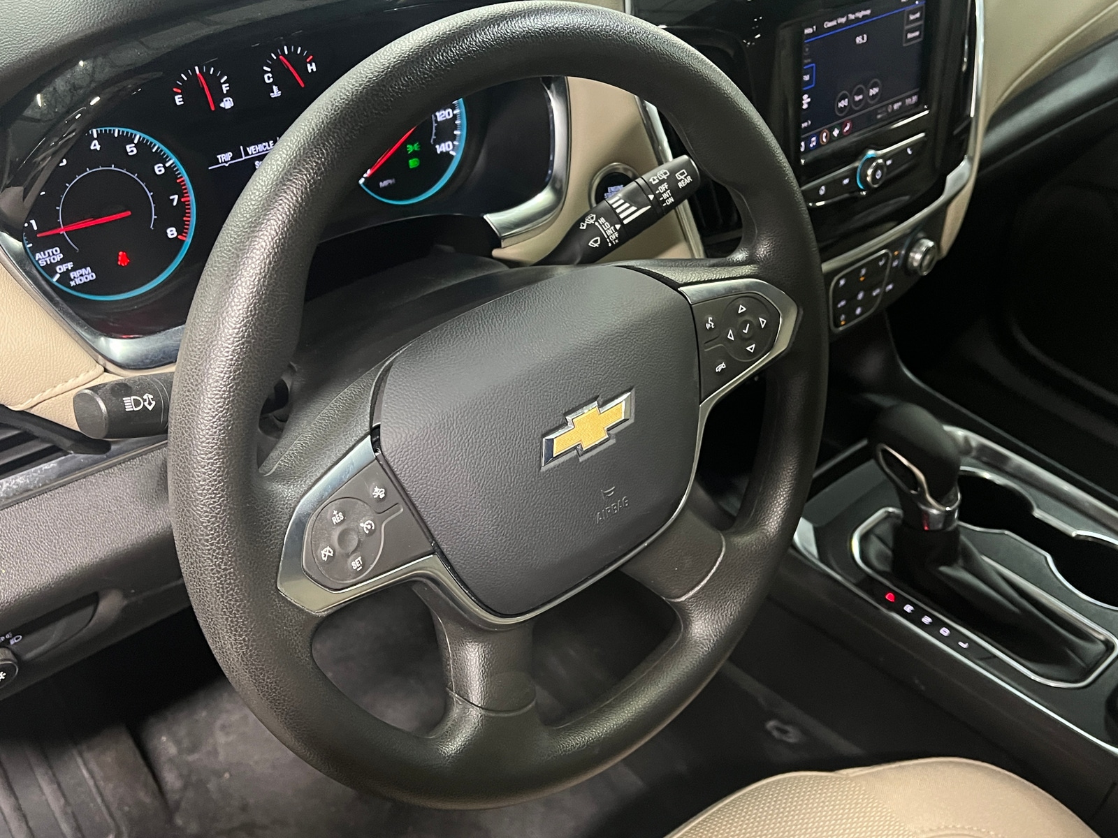 Thumbnail: 2023 Chevrolet Traverse - 5